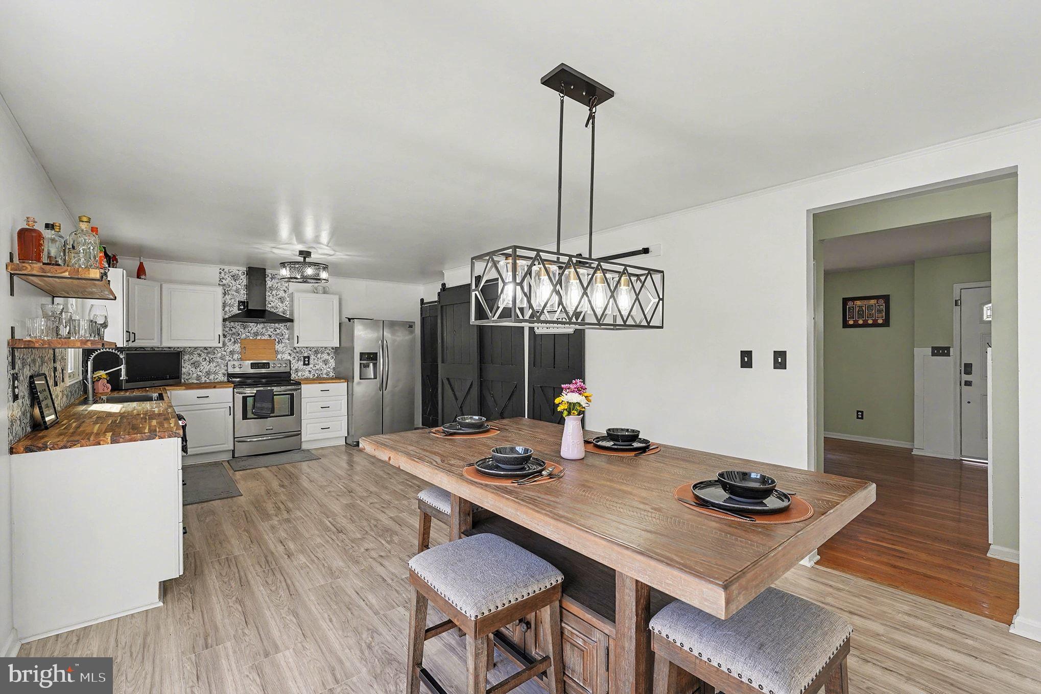 LAKE OF THE WOODS - Residential