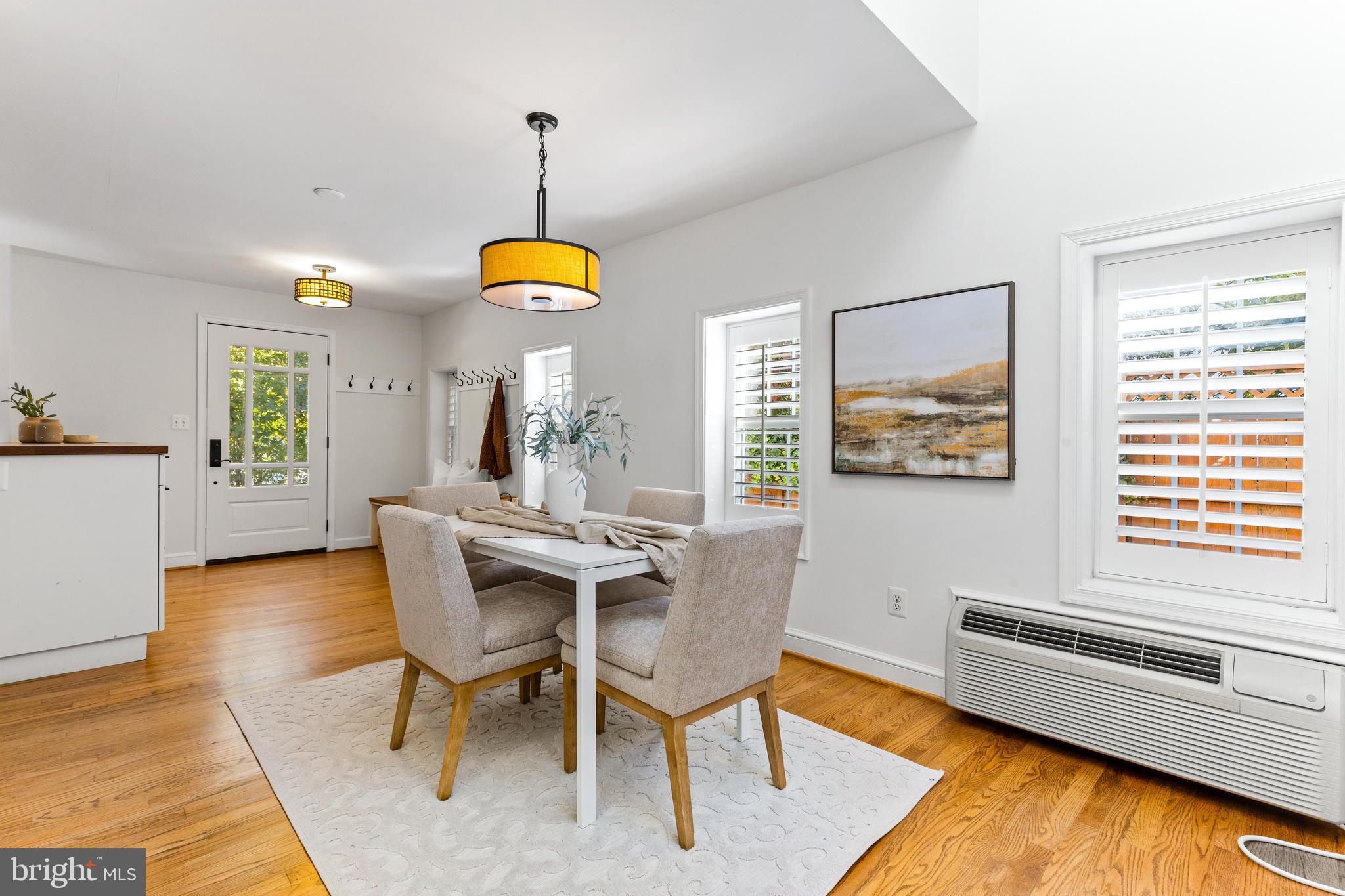 CHEVY CHASE - Residential