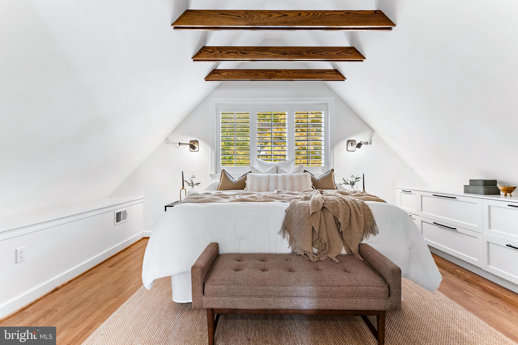 CHEVY CHASE - Residential