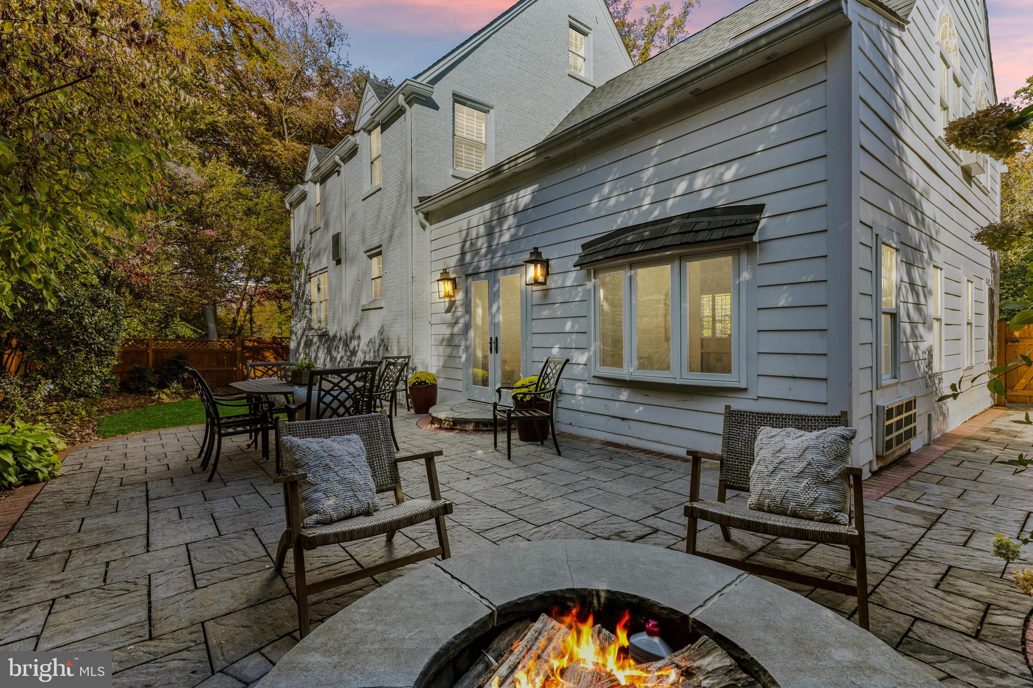 CHEVY CHASE - Residential