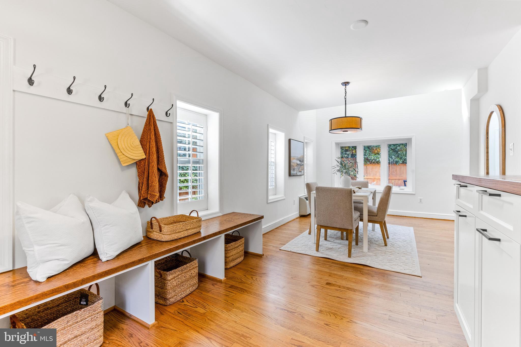 CHEVY CHASE - Residential