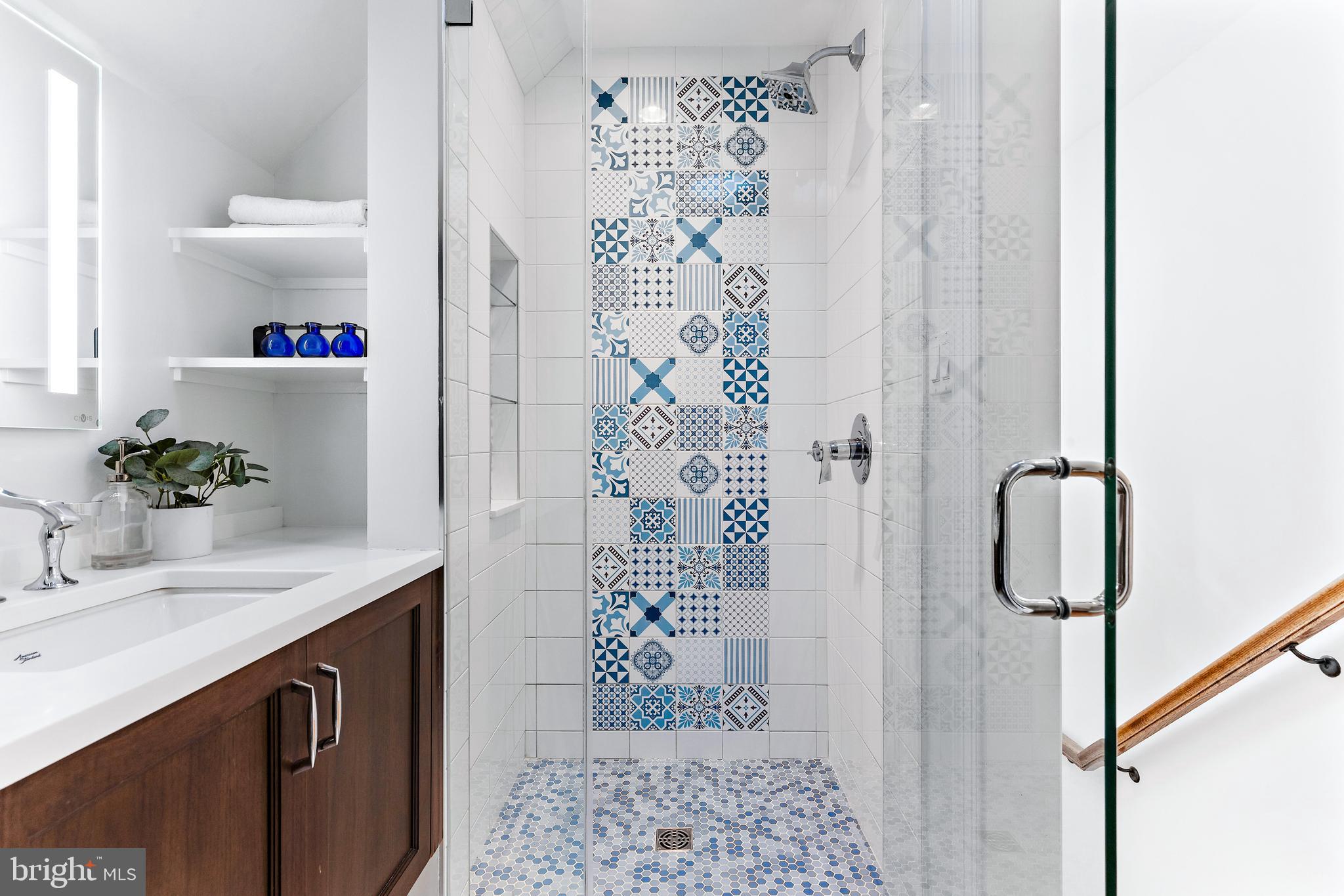 CHEVY CHASE - Residential