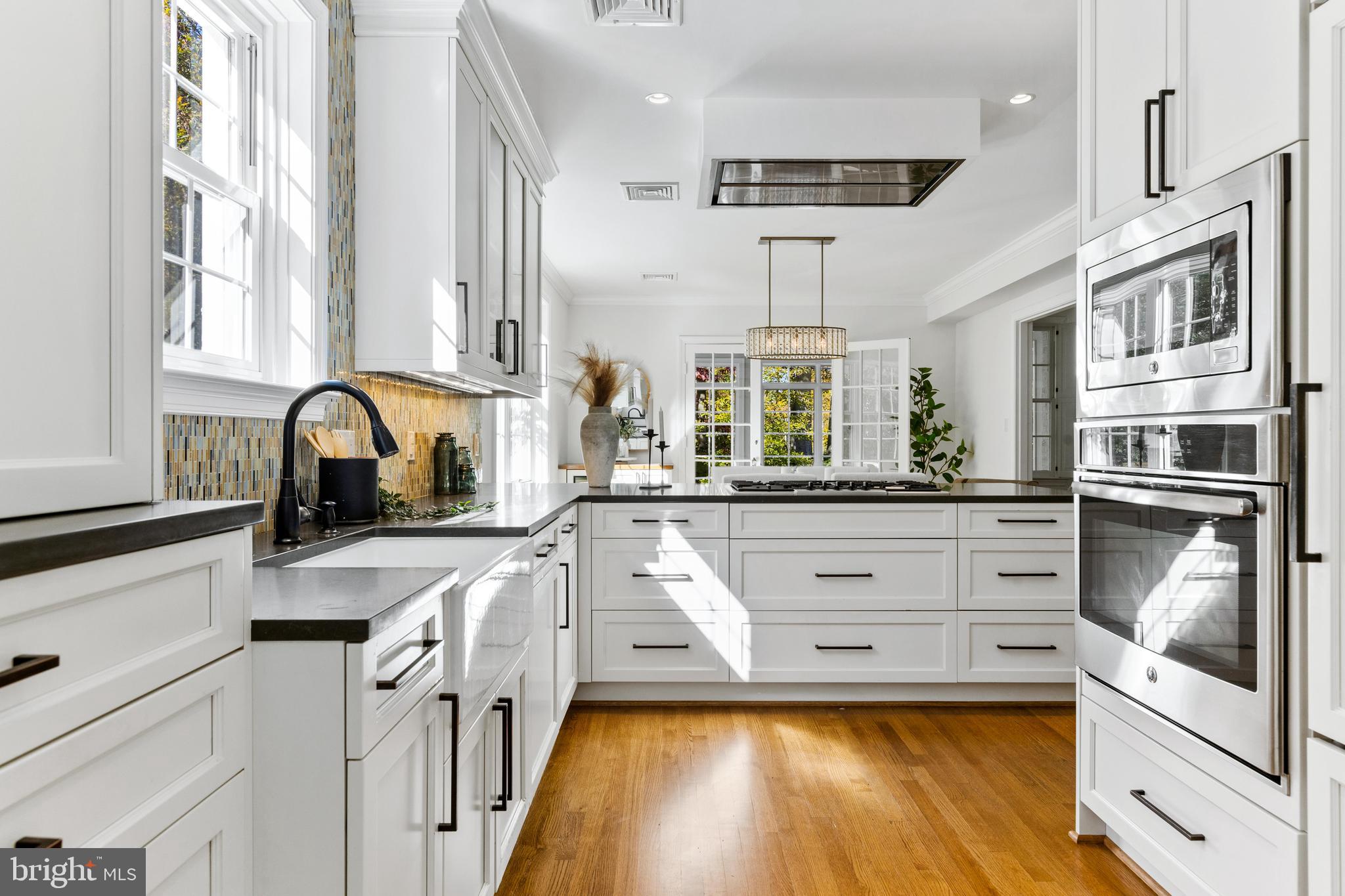 CHEVY CHASE - Residential