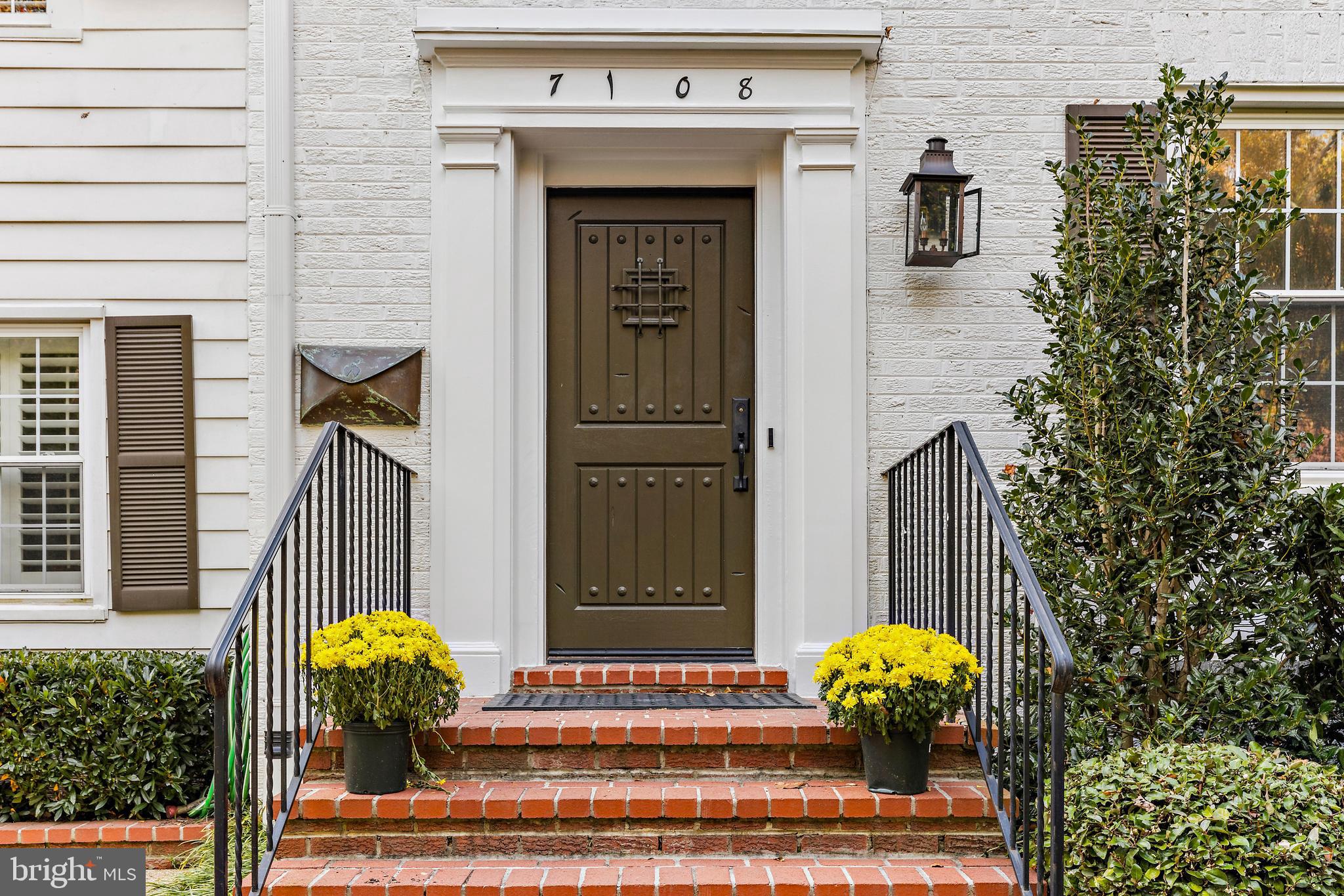 CHEVY CHASE - Residential