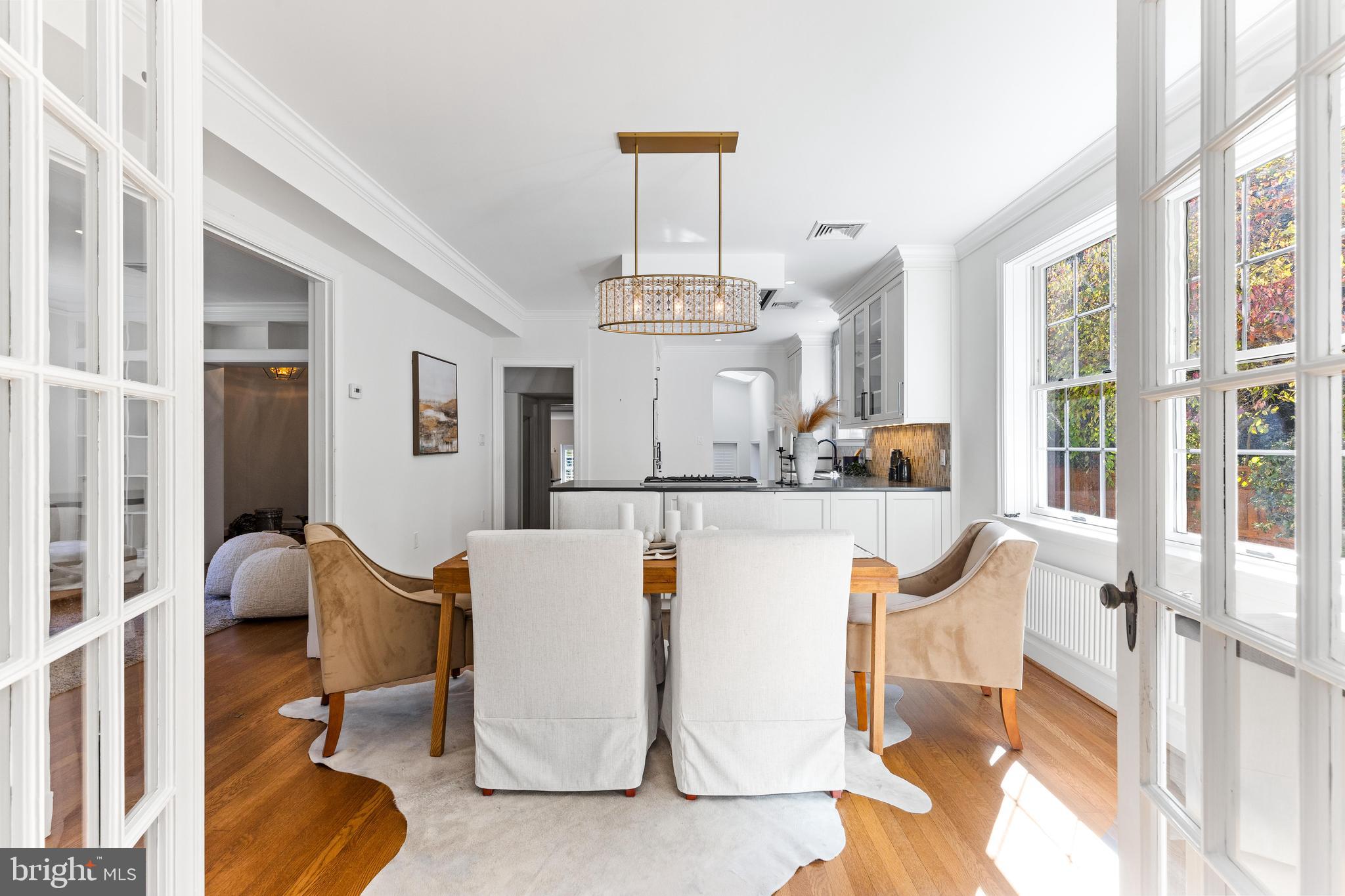 CHEVY CHASE - Residential