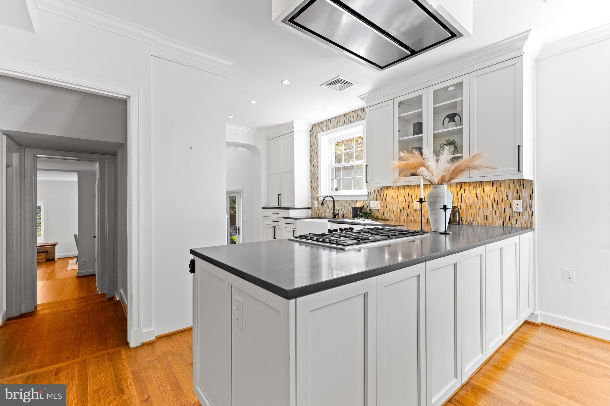 CHEVY CHASE - Residential