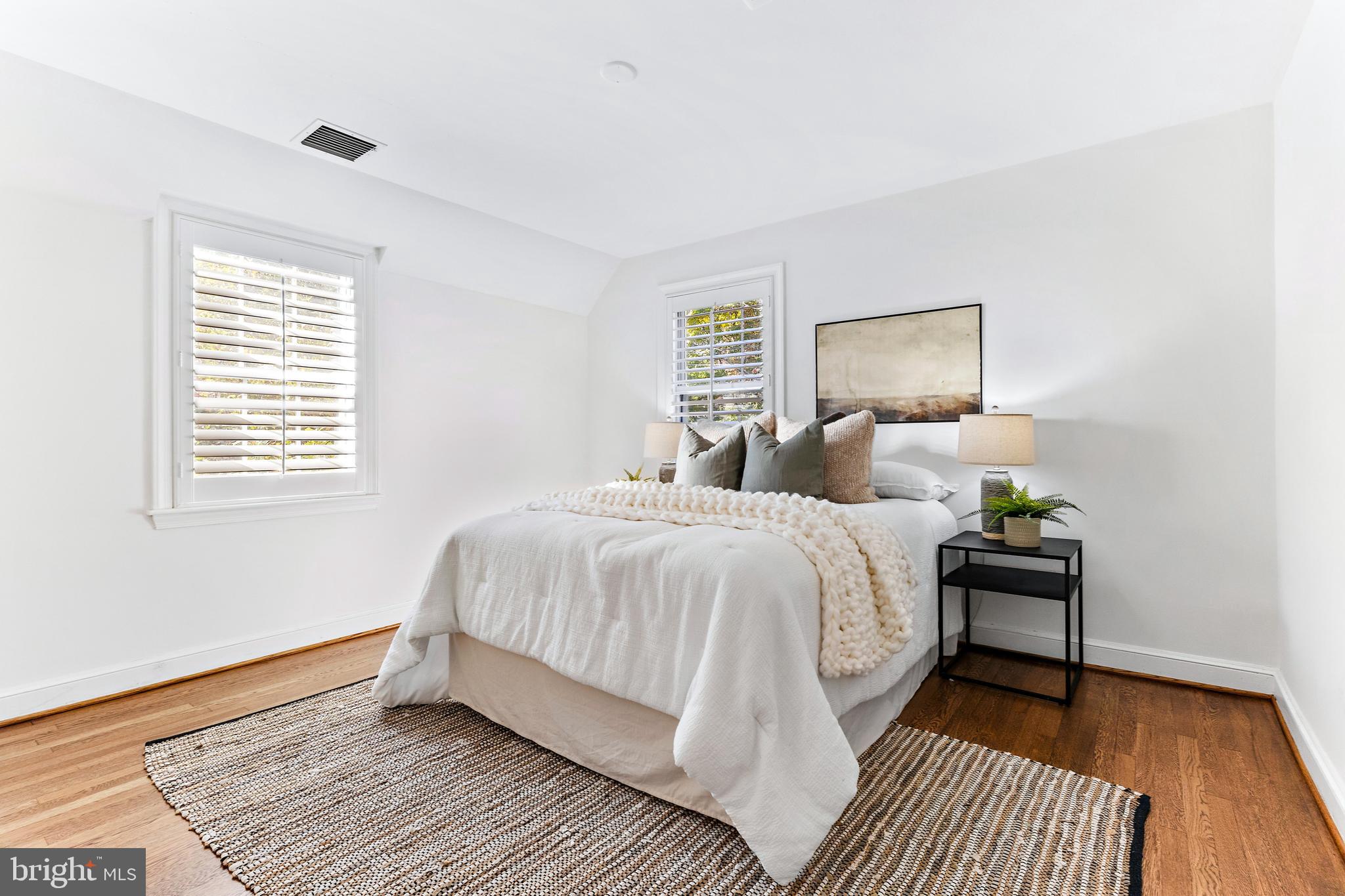 CHEVY CHASE - Residential