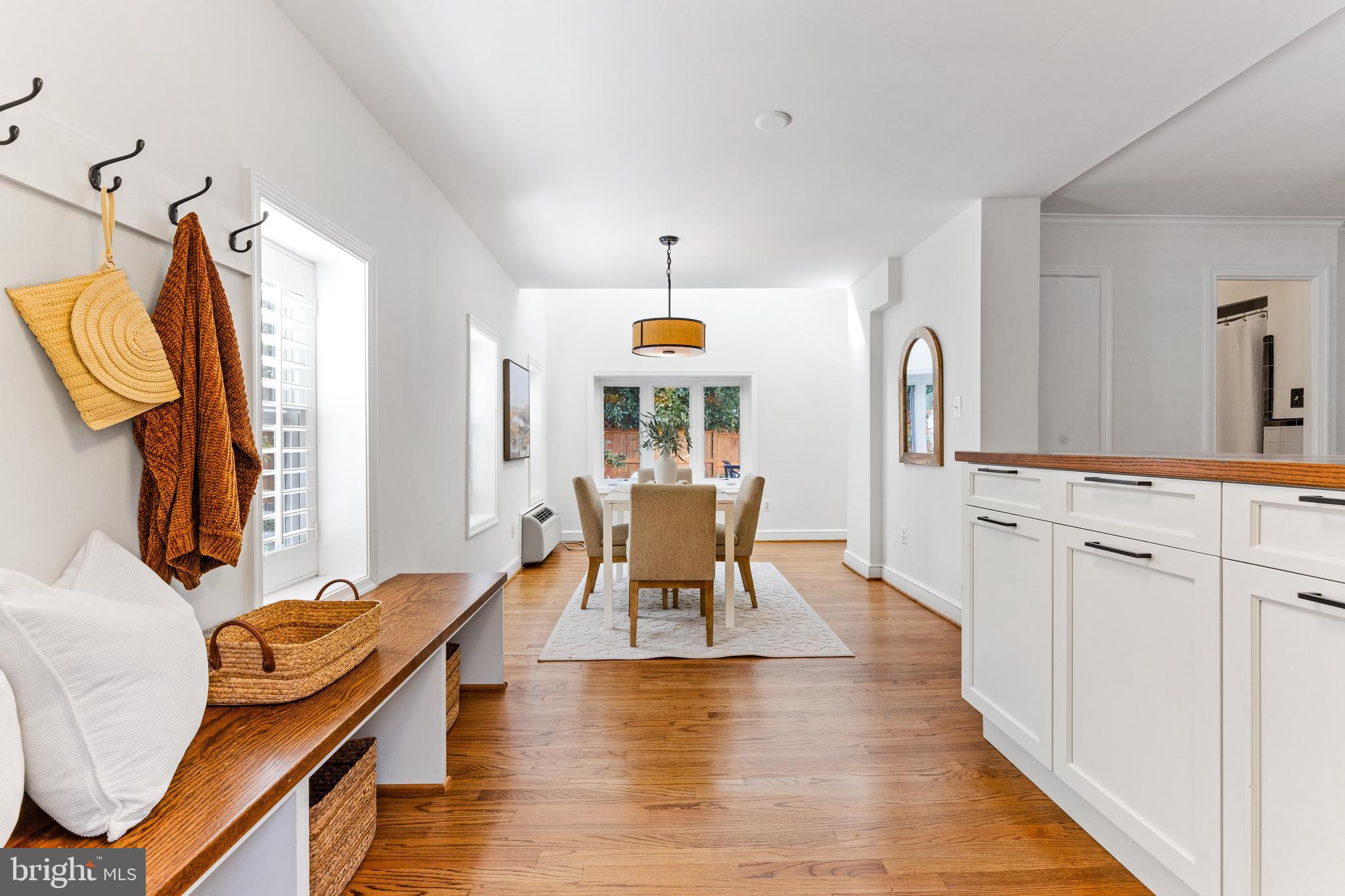 CHEVY CHASE - Residential