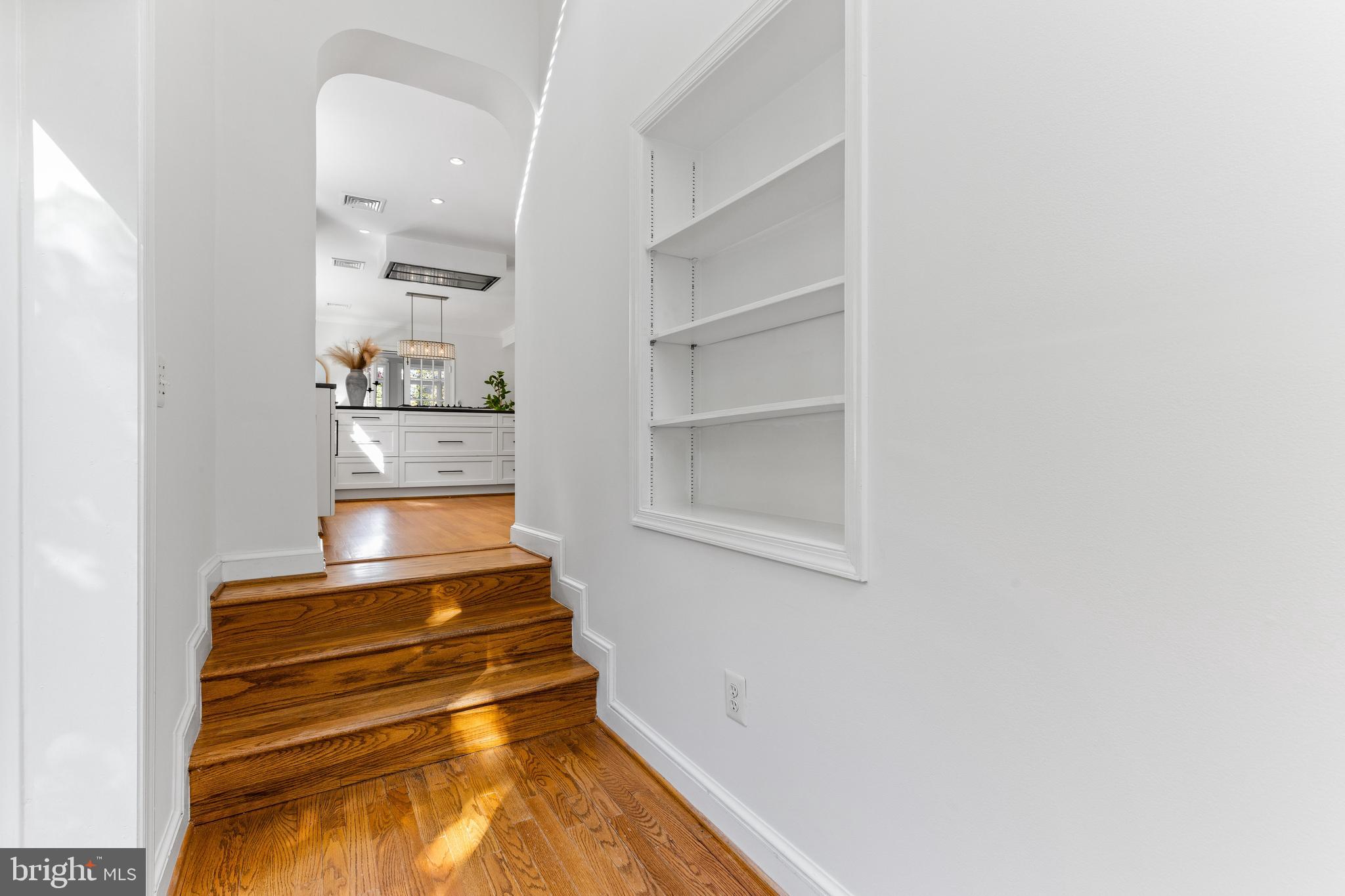 CHEVY CHASE - Residential