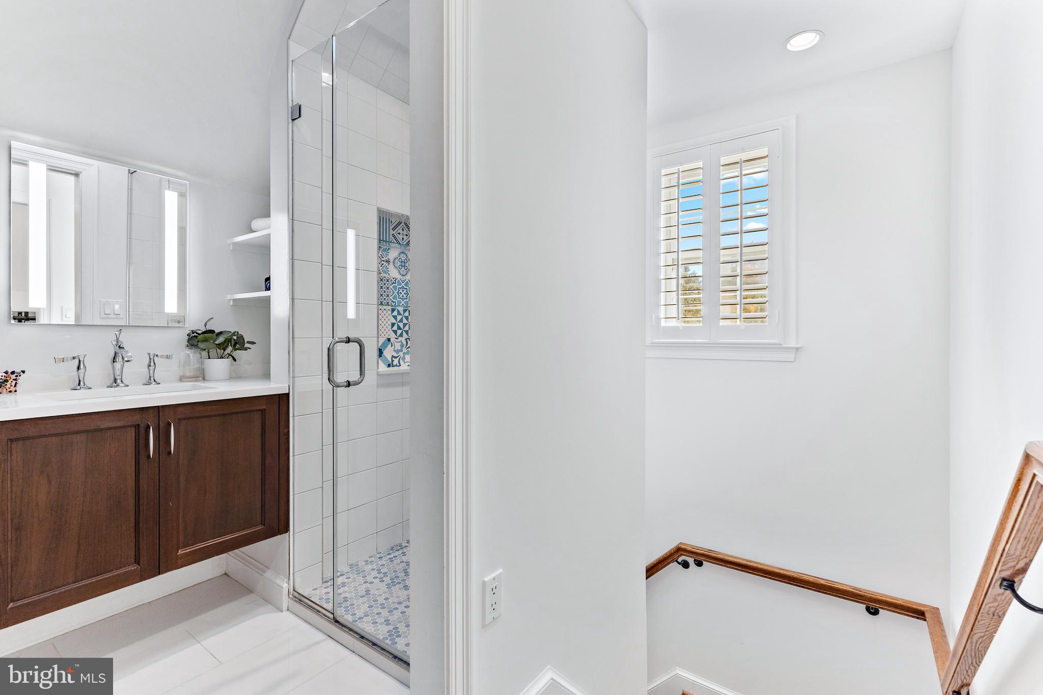 CHEVY CHASE - Residential