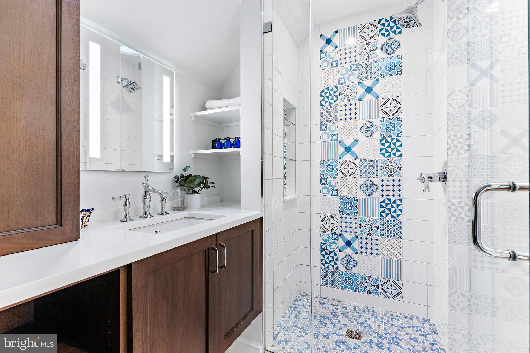 CHEVY CHASE - Residential