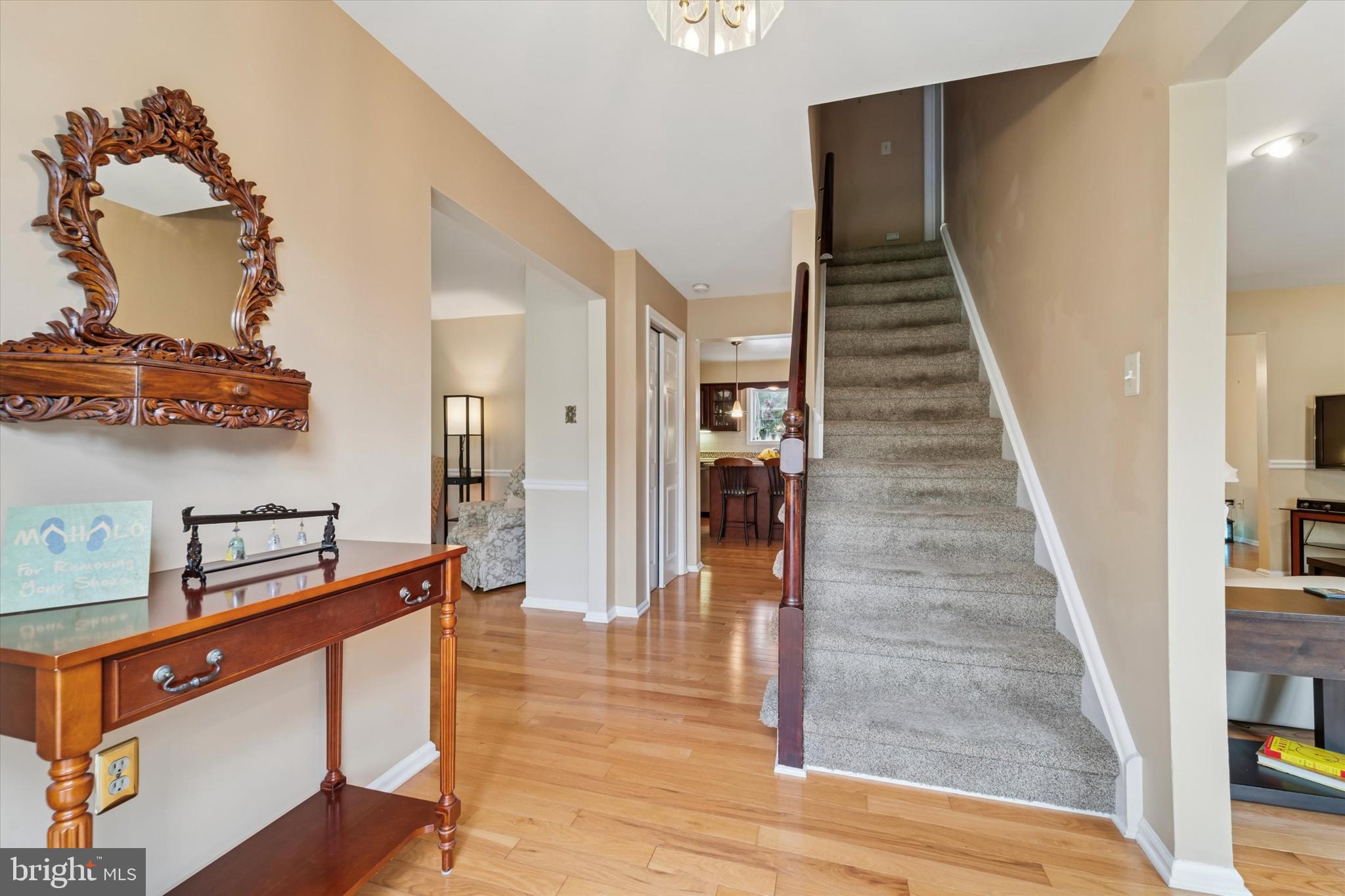 917 GREYSTONE DRIVE