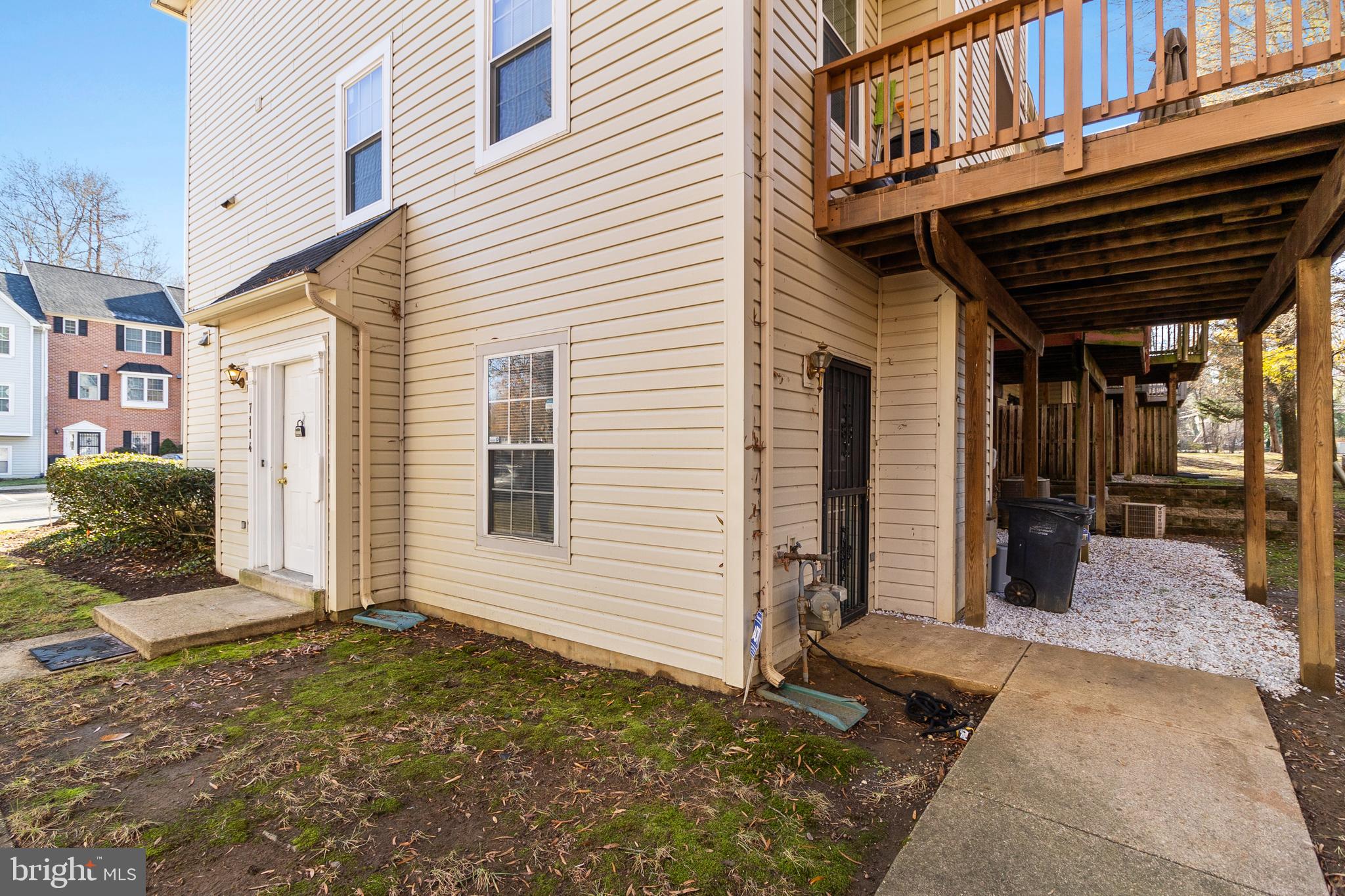 HILL OAKS - Residential