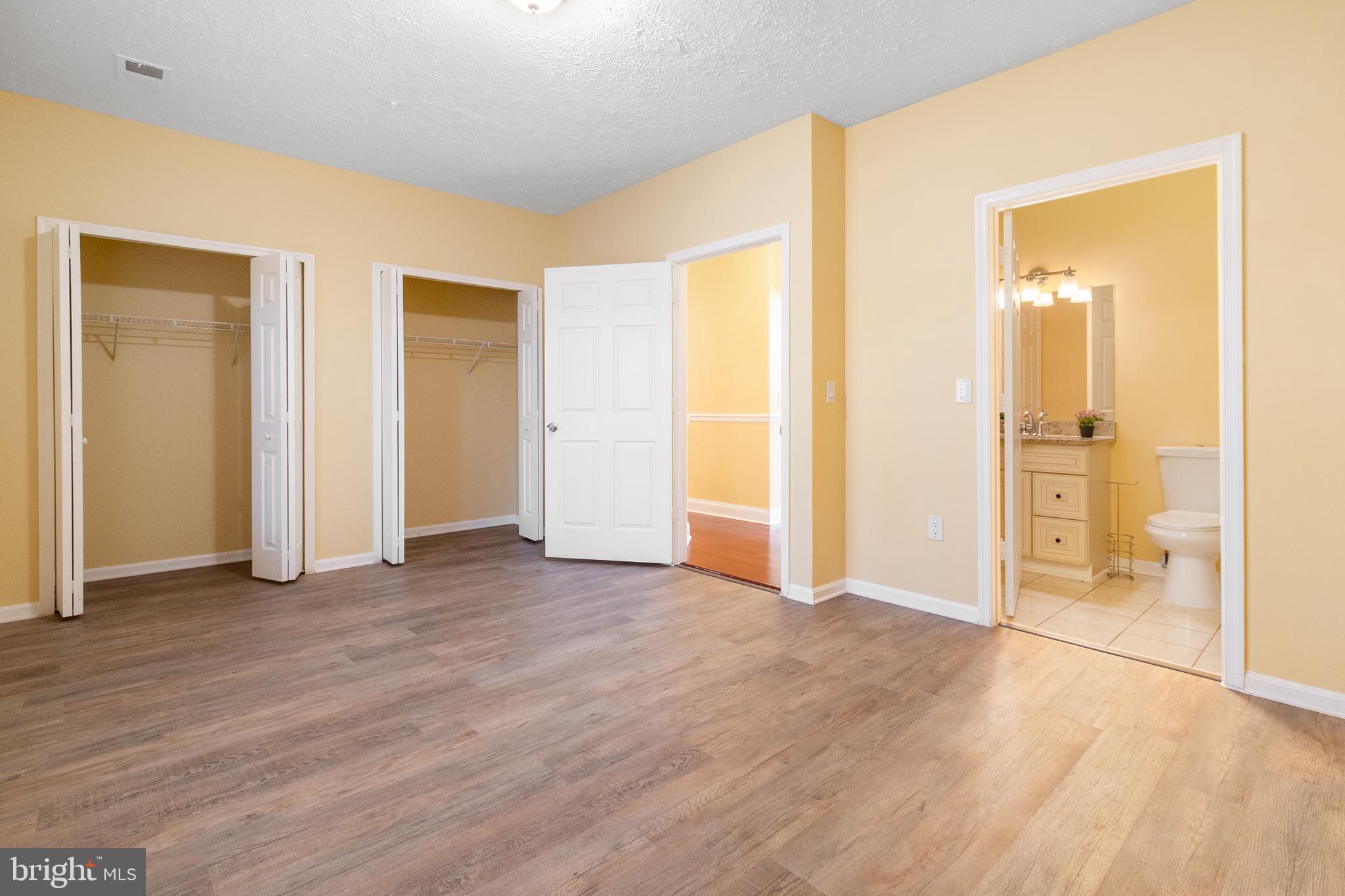 HILL OAKS - Residential