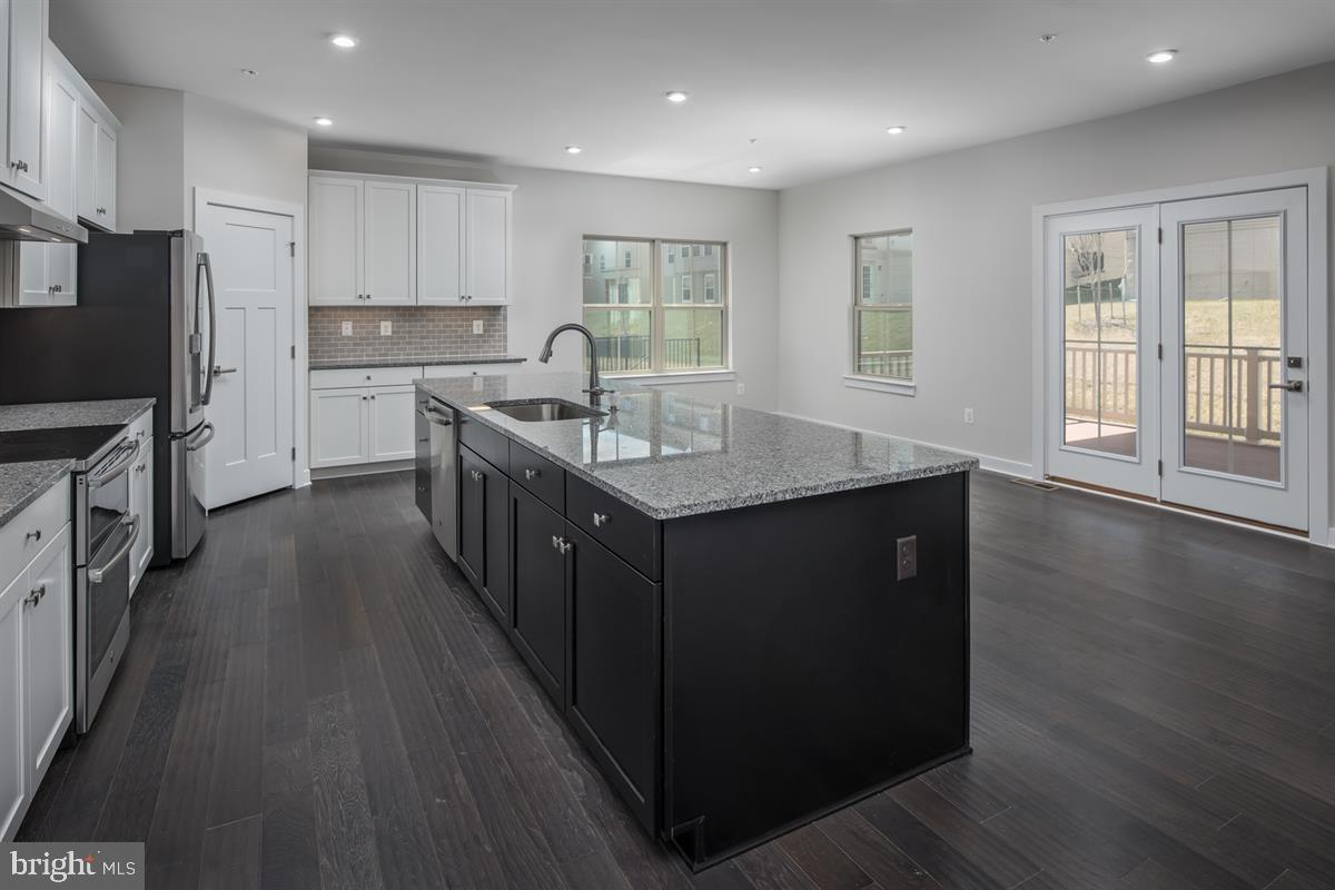 MAGNESS MILL - Residential