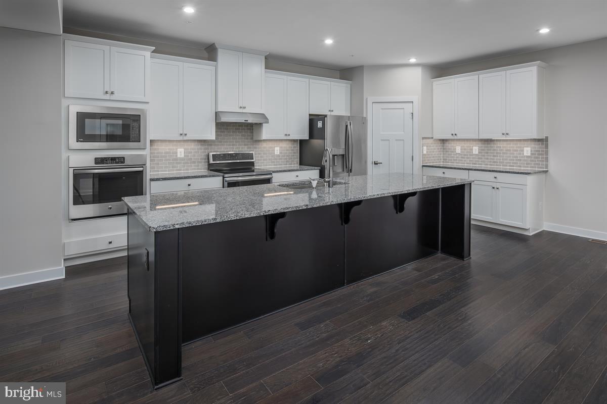 MAGNESS MILL - Residential