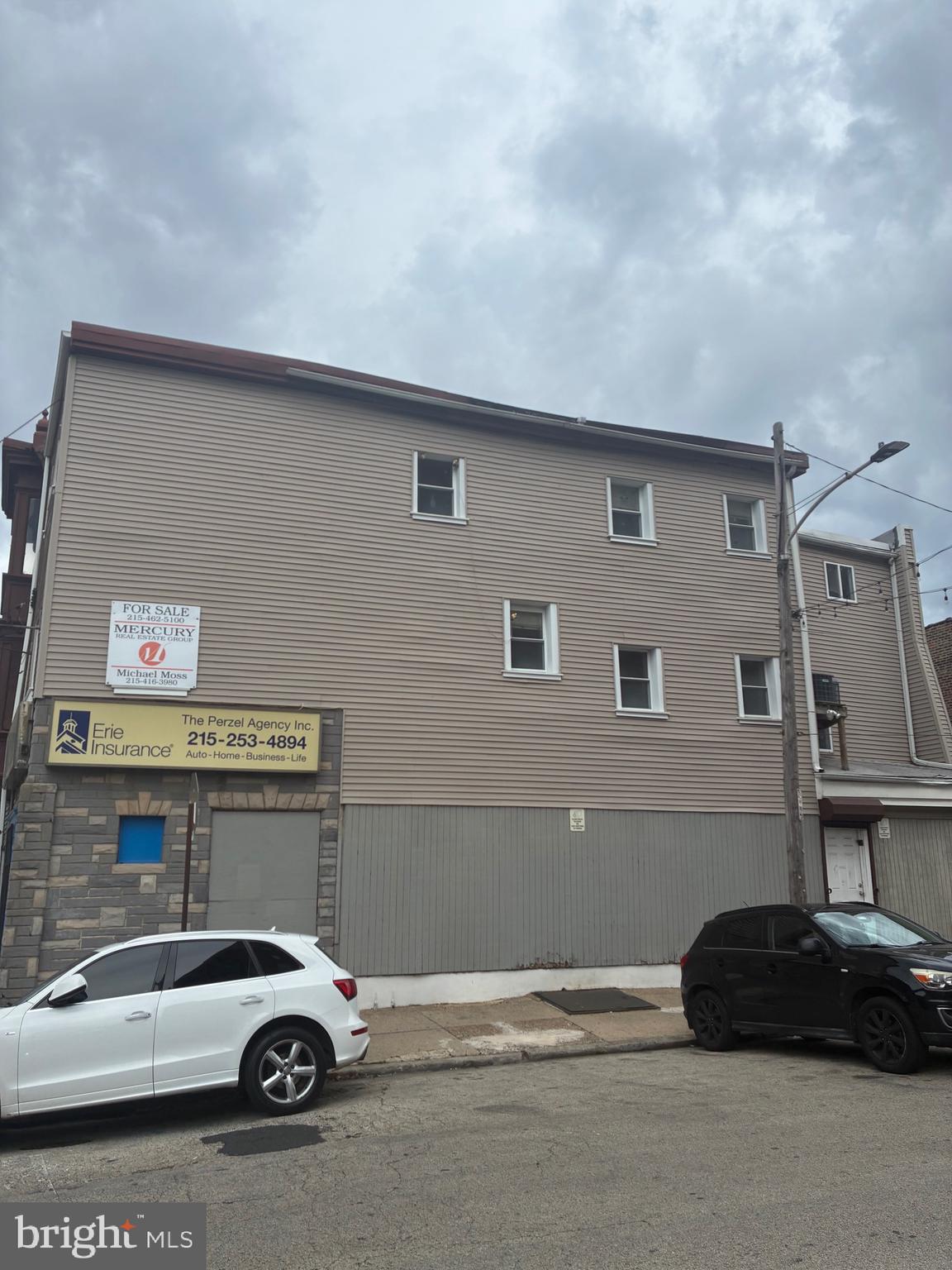 923 SPRING GARDEN STREET