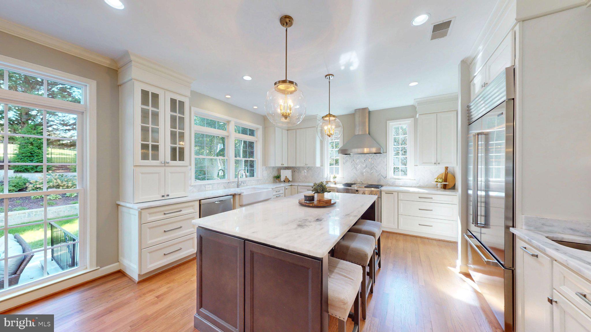 47292 MIDDLE BLUFF PLACE