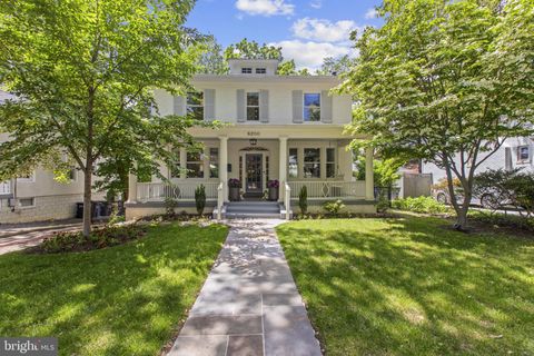 Photo of 6200 Broad Branch Road NW, WASHINGTON, DC 20015 (MLS # DCDC2222236)