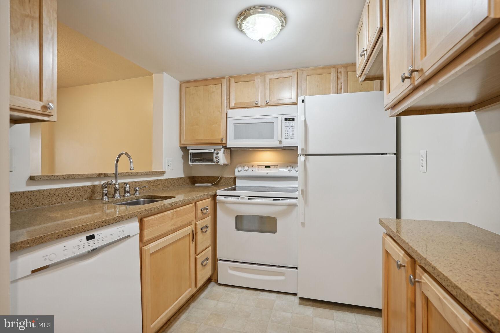 THOREAU PLACE CONDOS - Residential