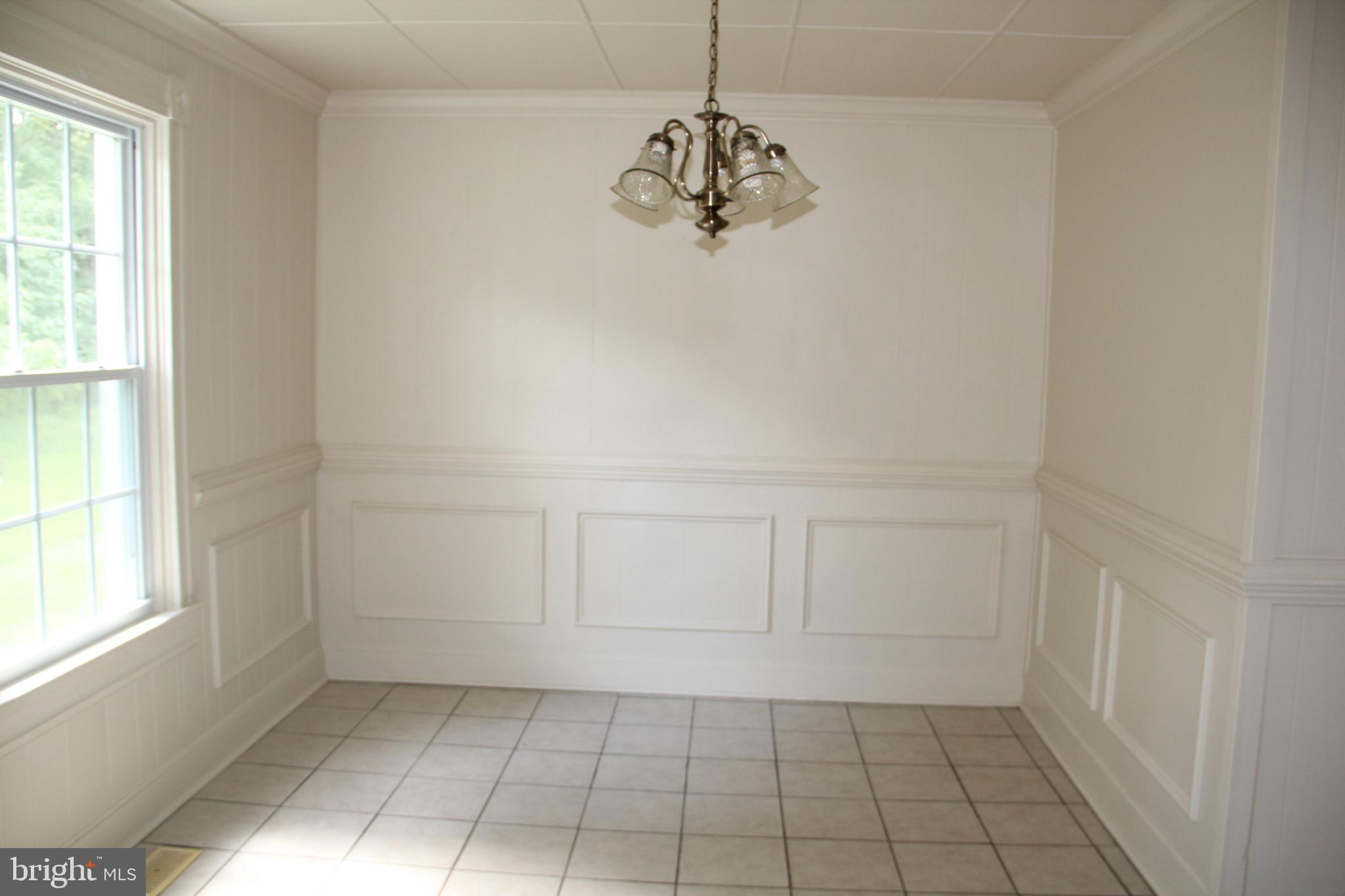 ABERDEEN HILLS - Residential Lease