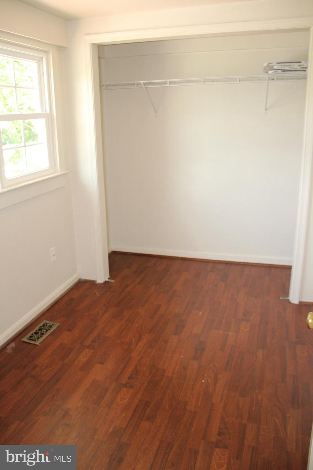 ABERDEEN HILLS - Residential Lease