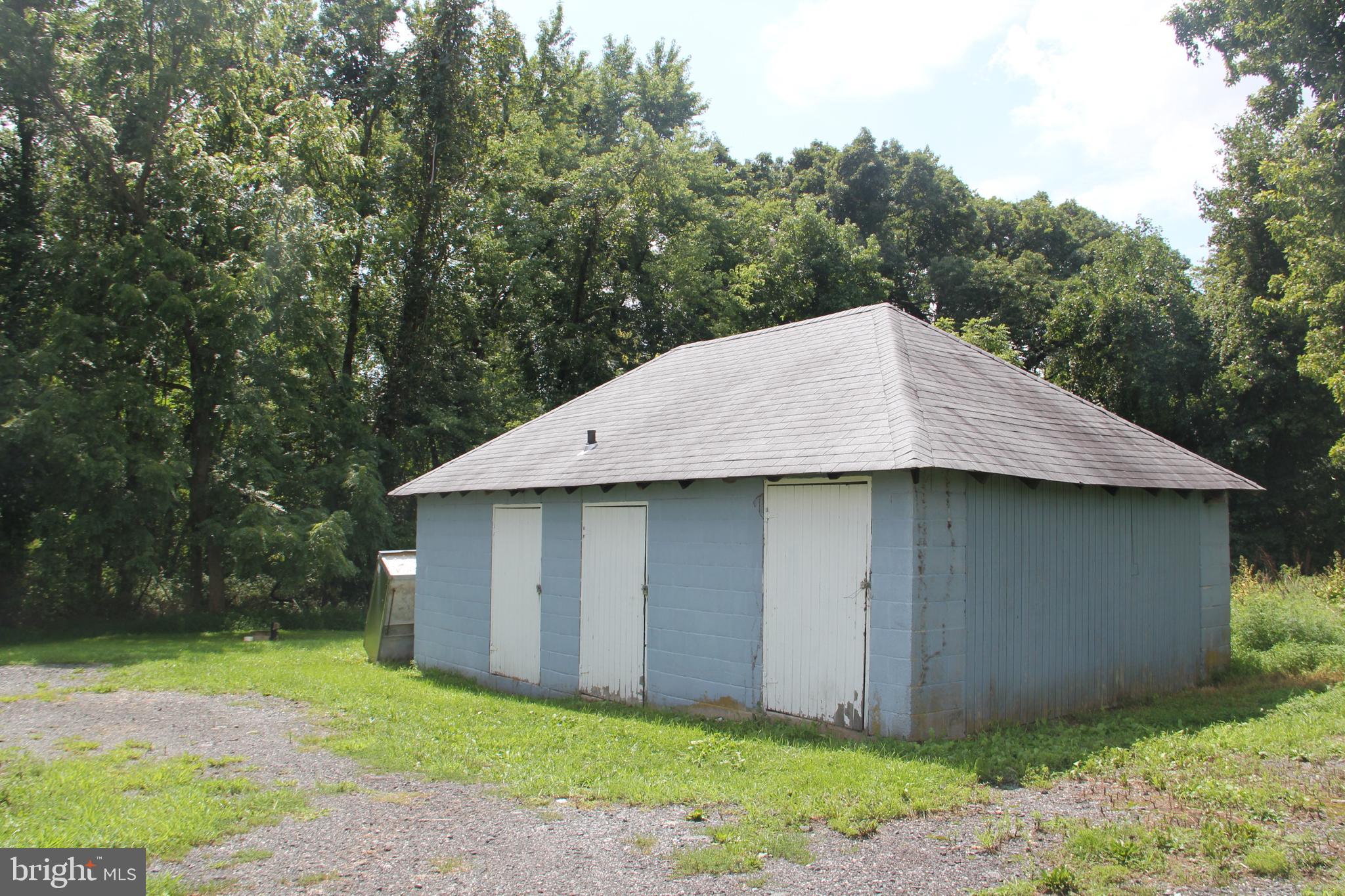 ABERDEEN HILLS - Residential Lease