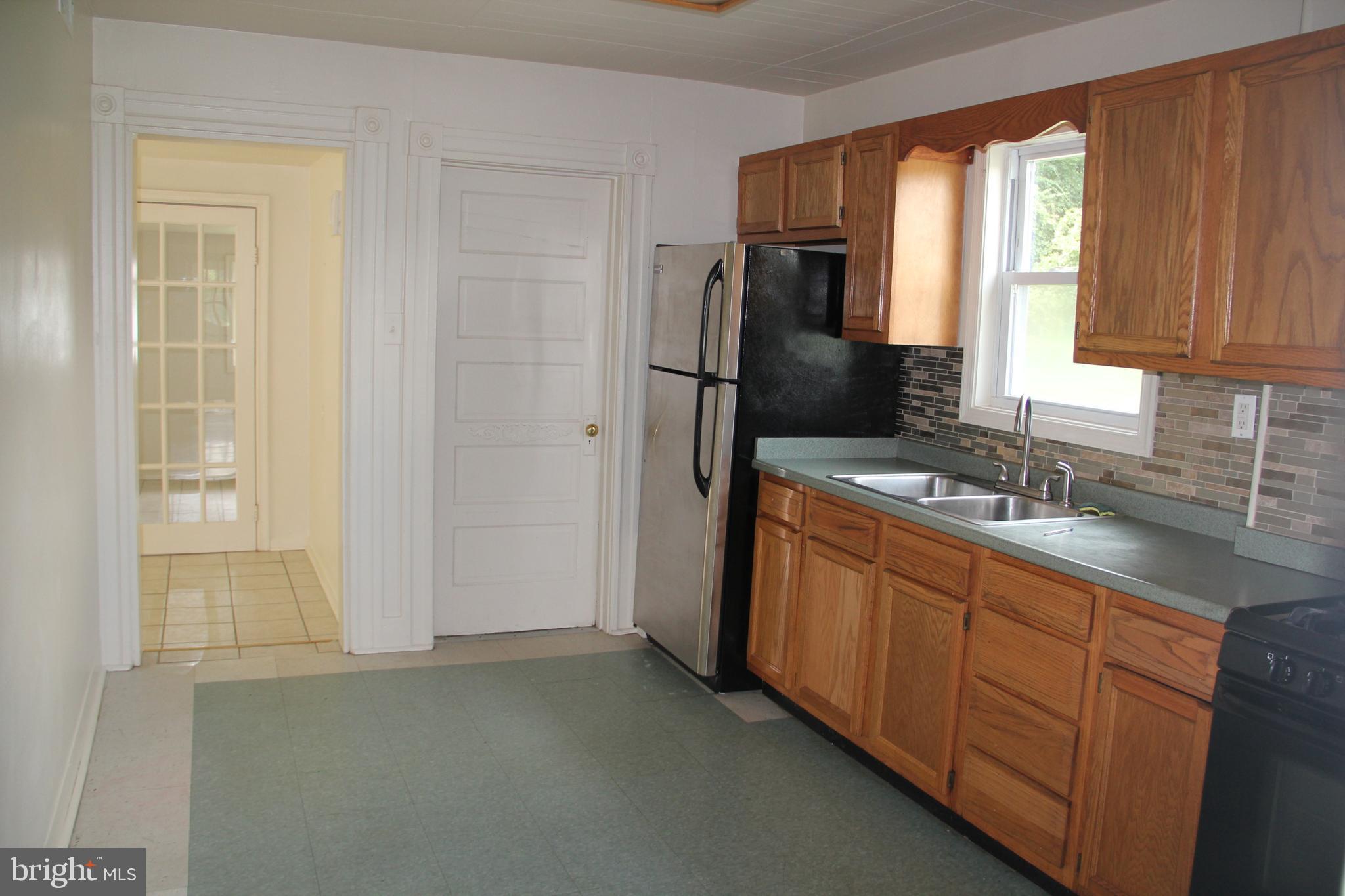 ABERDEEN HILLS - Residential Lease