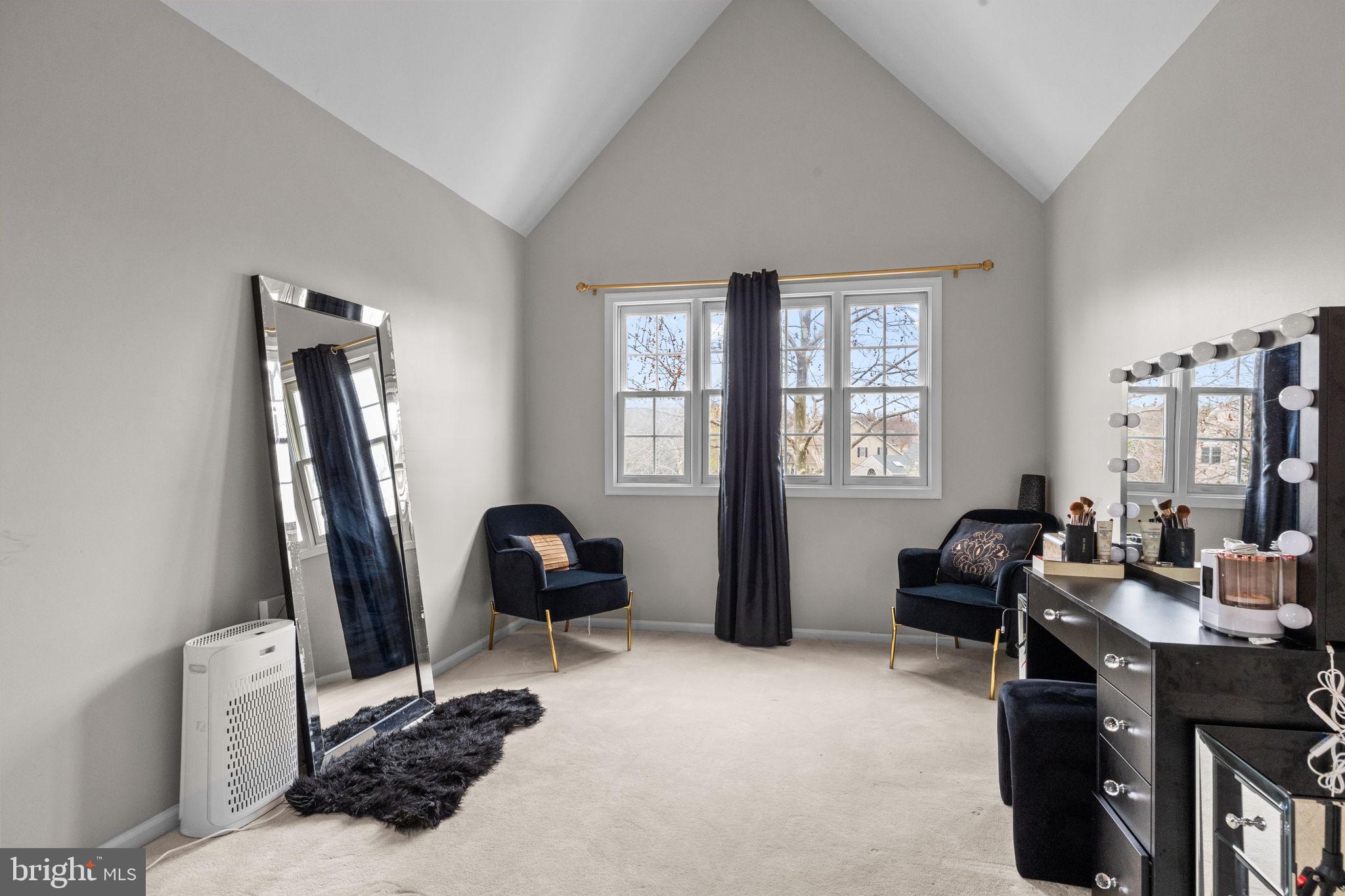 WINDLESTRAE - Residential