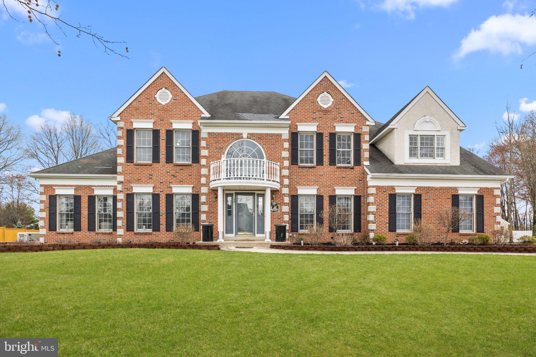 WINDLESTRAE - Residential