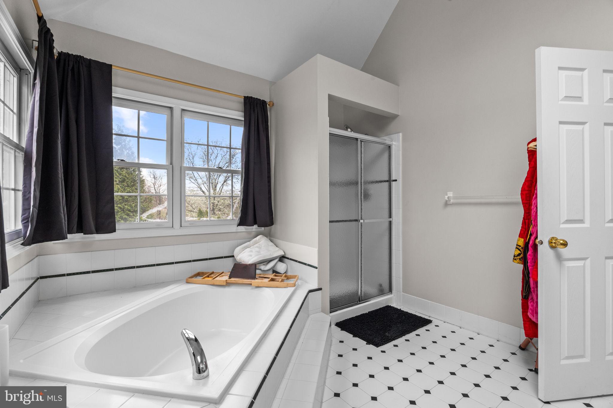 WINDLESTRAE - Residential