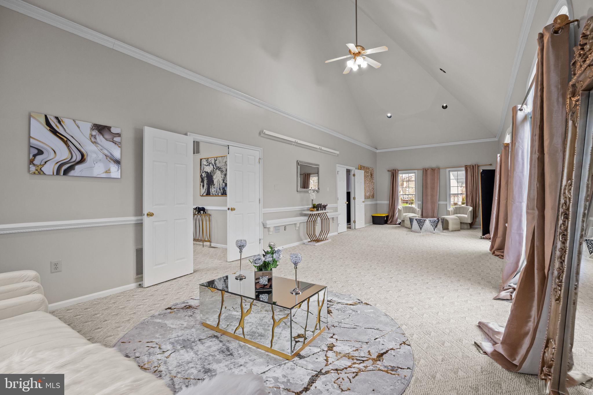 WINDLESTRAE - Residential