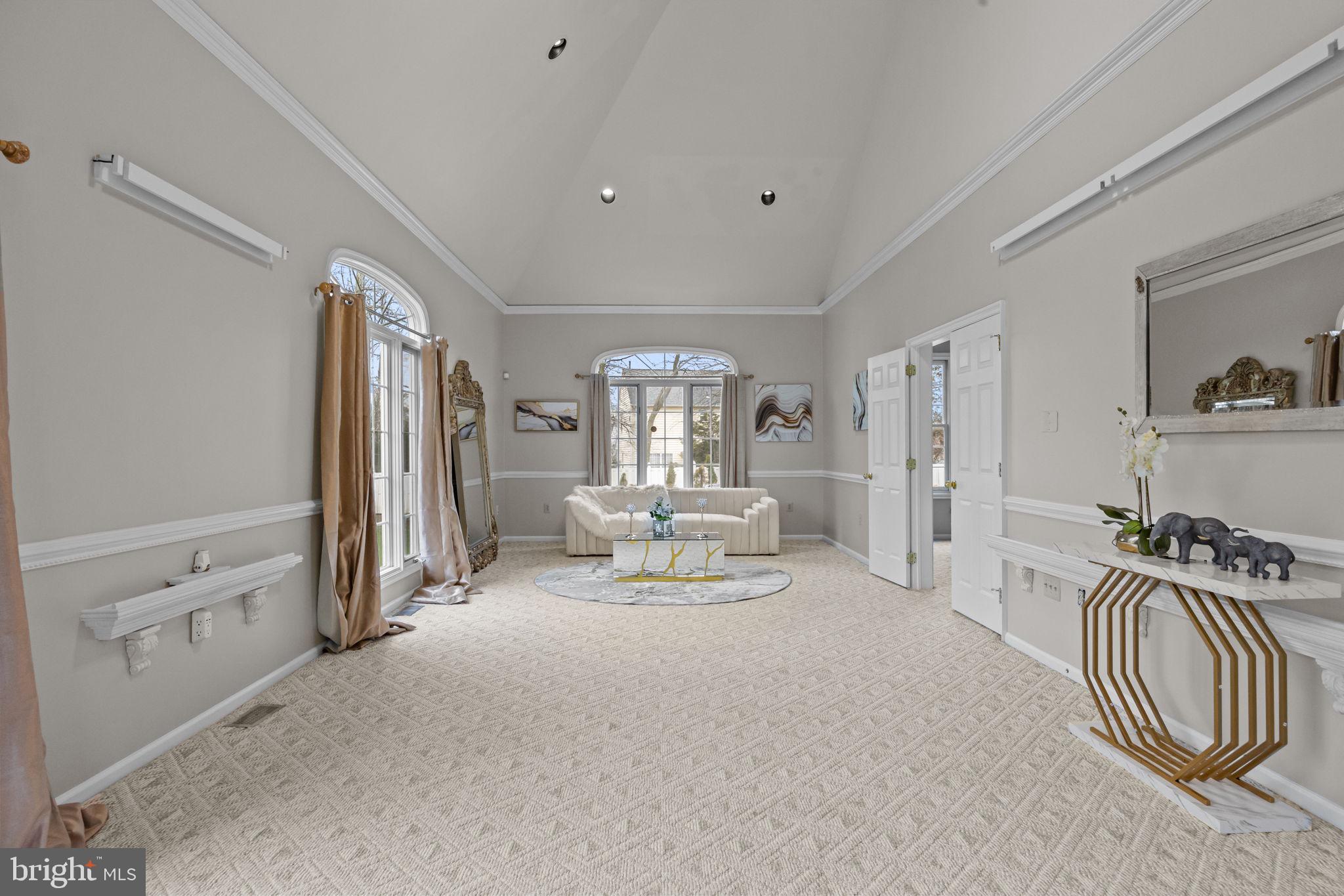 WINDLESTRAE - Residential