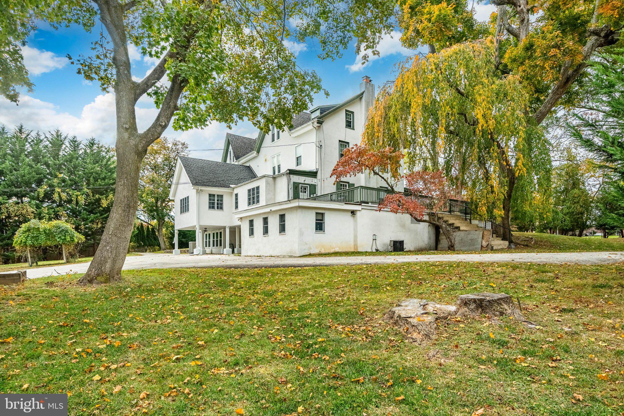34 1/2 MARY JANE LANE