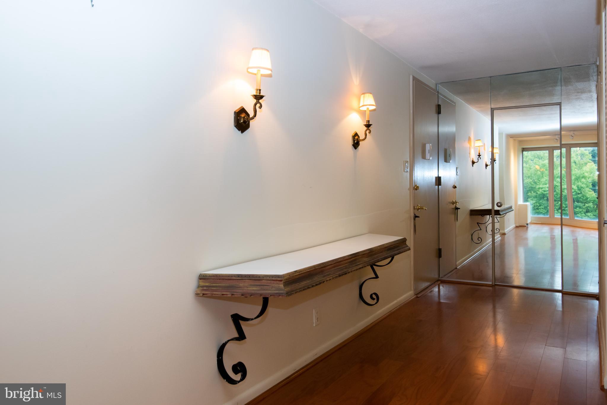 GREEN HILL - Residential