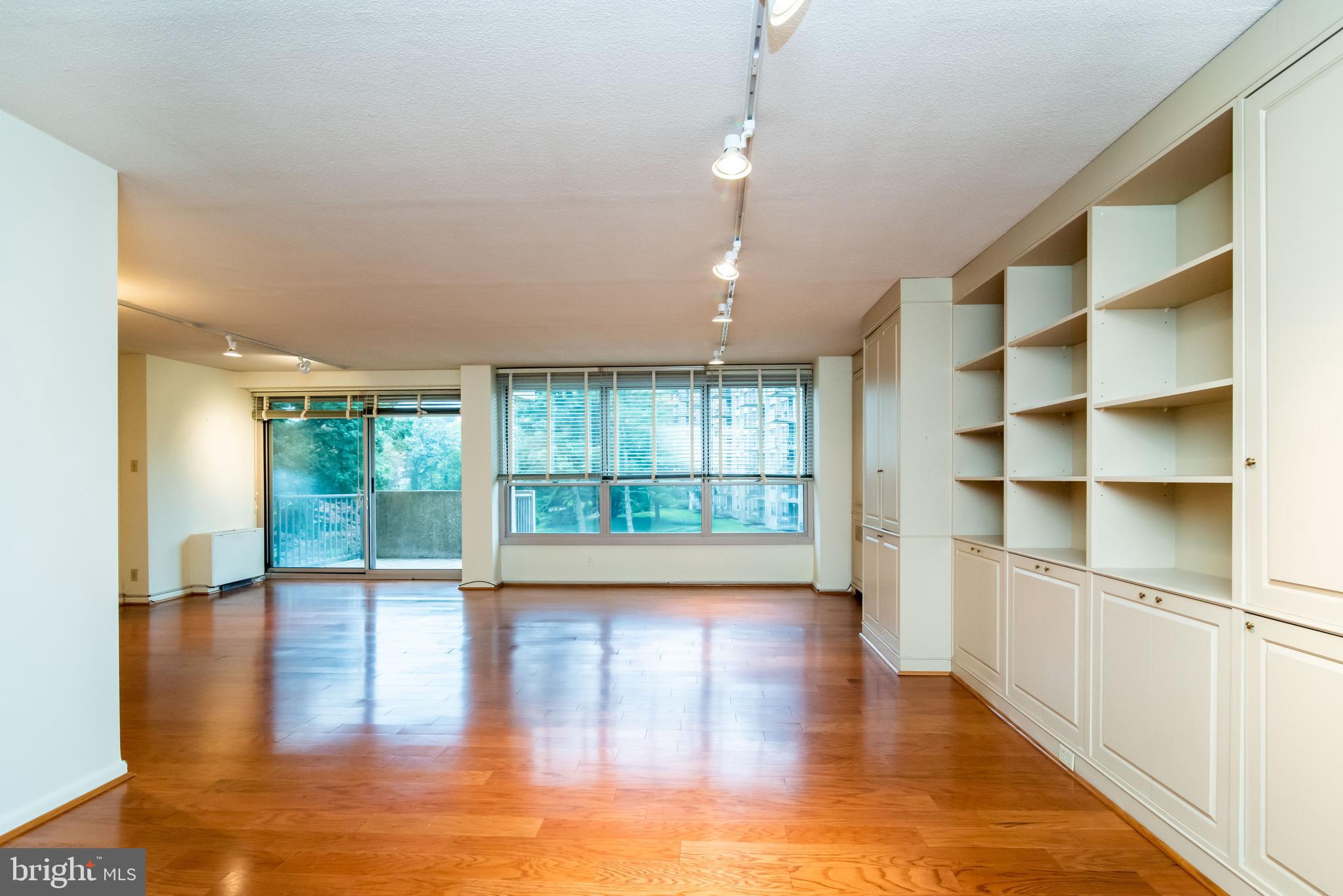 GREEN HILL - Residential