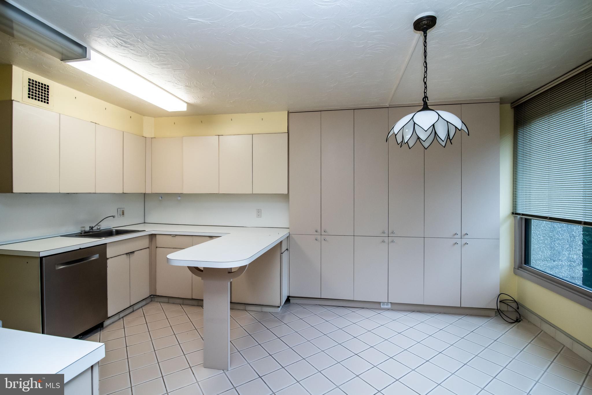 GREEN HILL - Residential