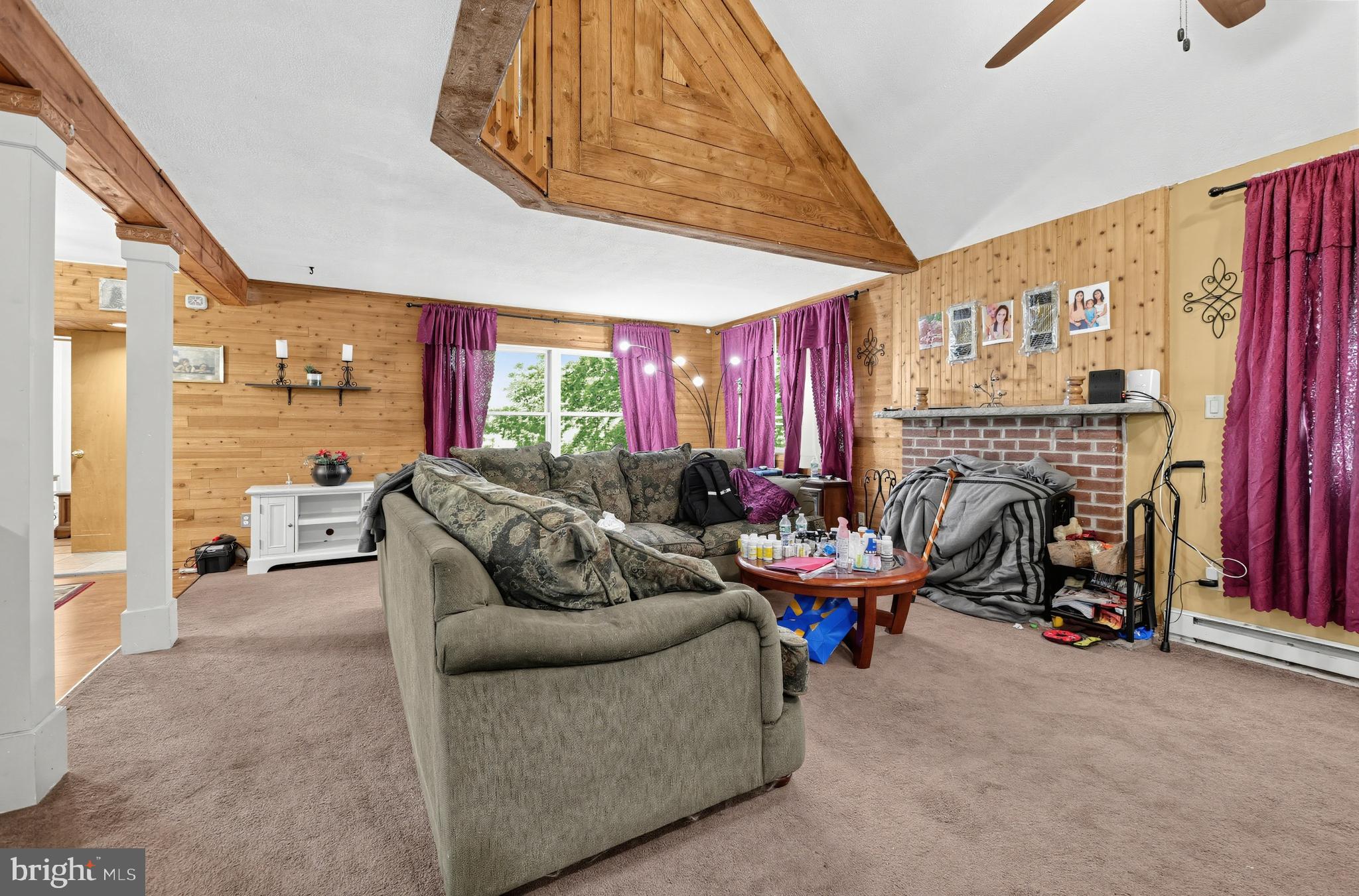 3511 ACORN CIRCLE