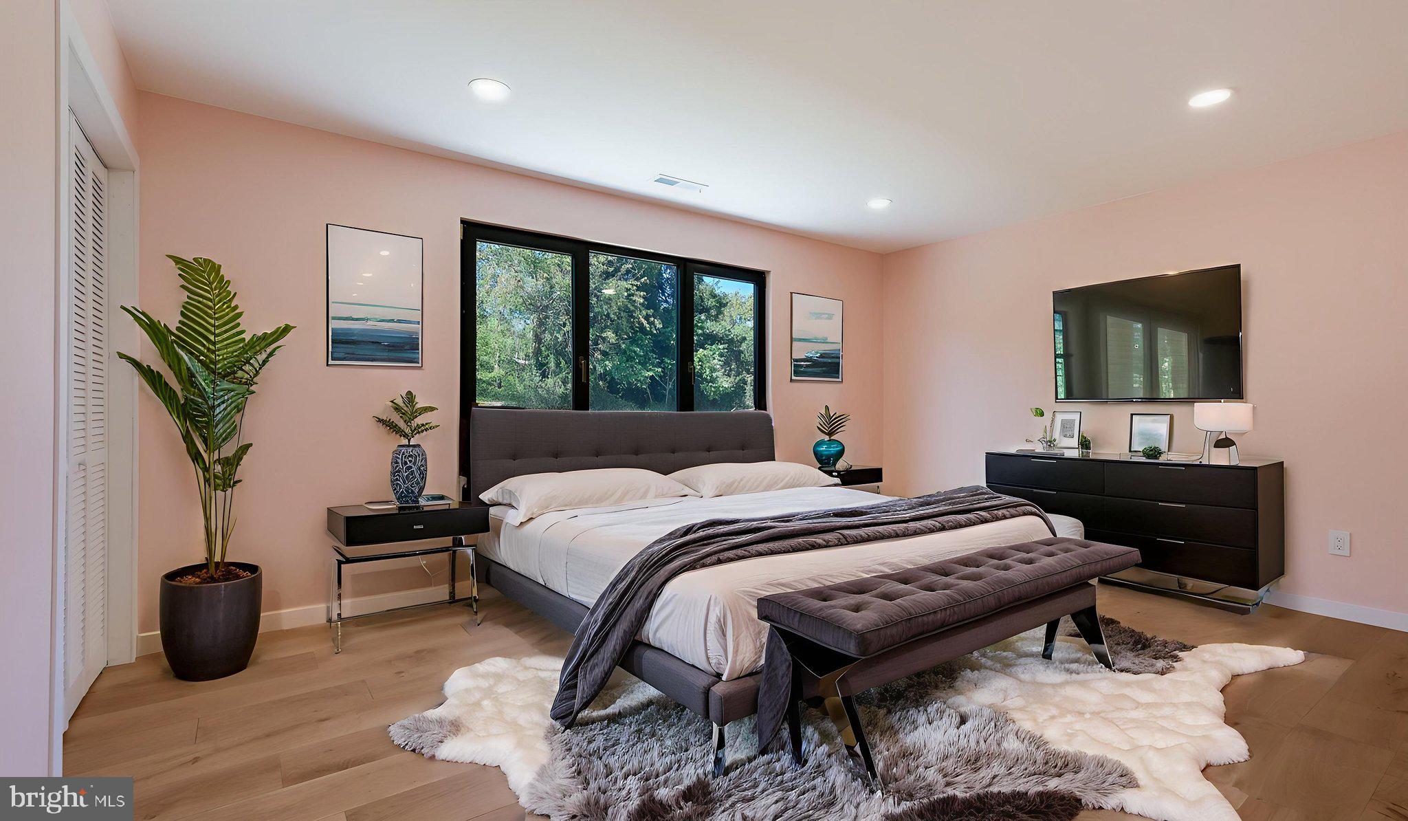 JUSTA FARMS - Residential