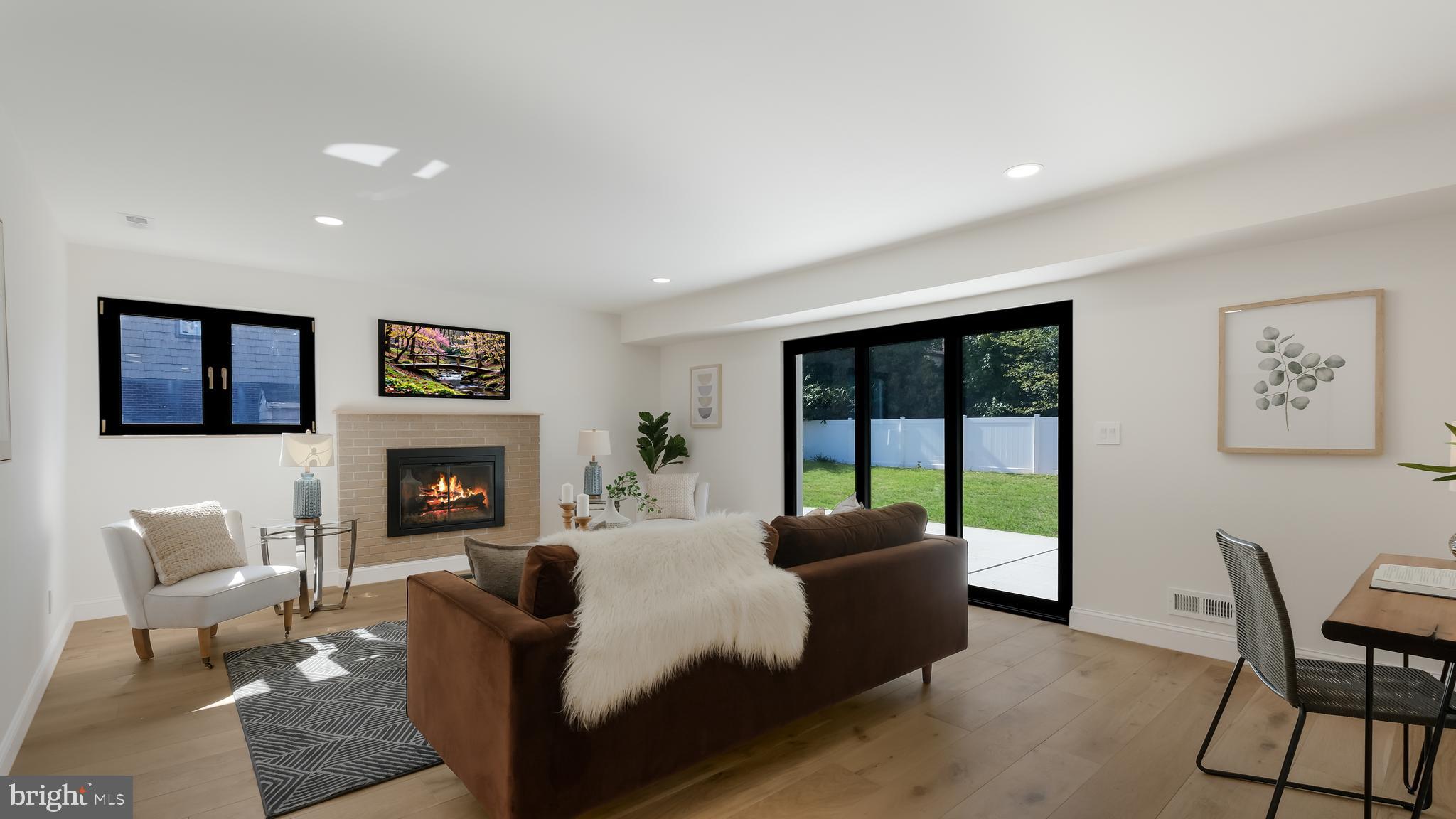 JUSTA FARMS - Residential