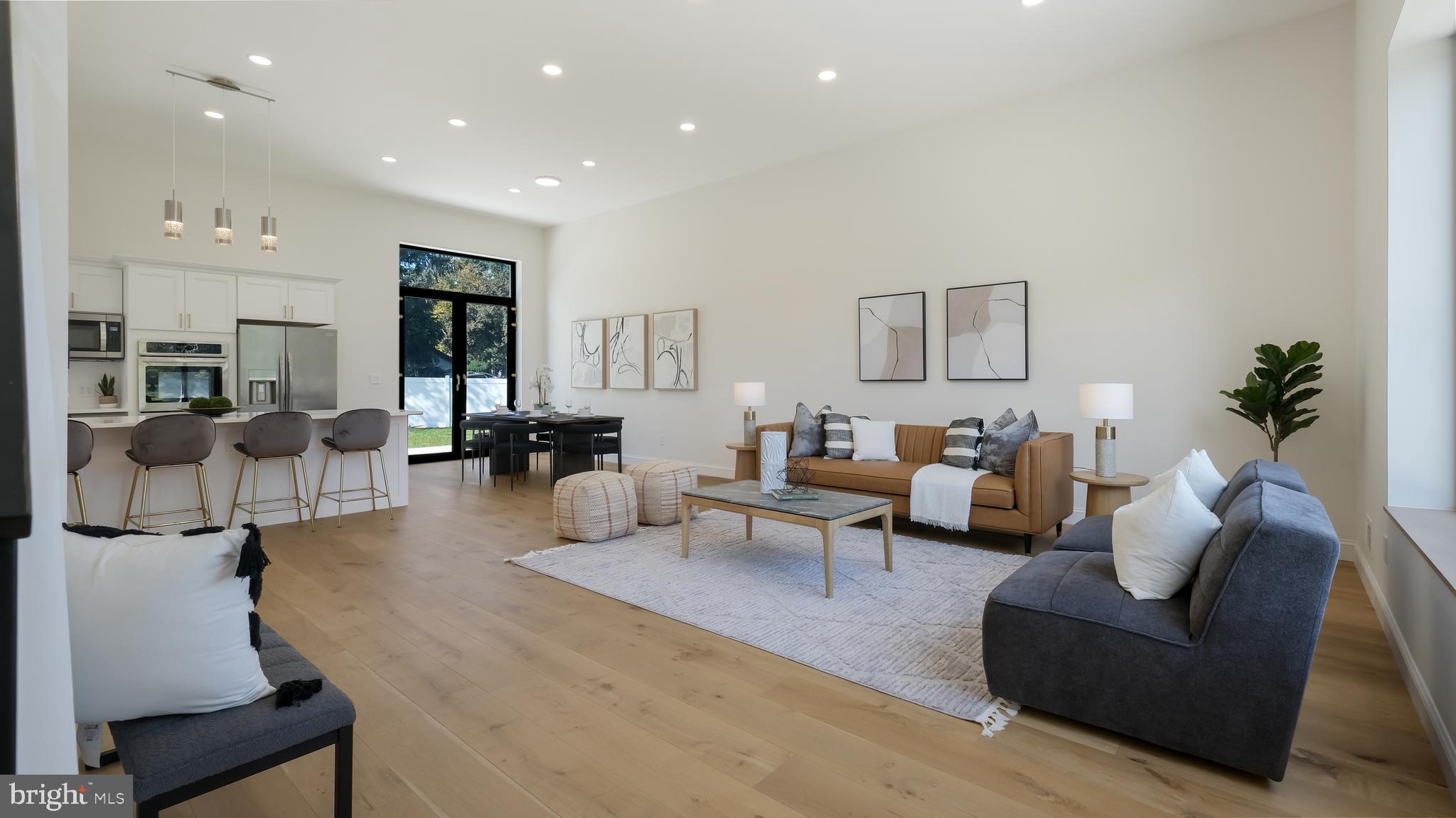 JUSTA FARMS - Residential