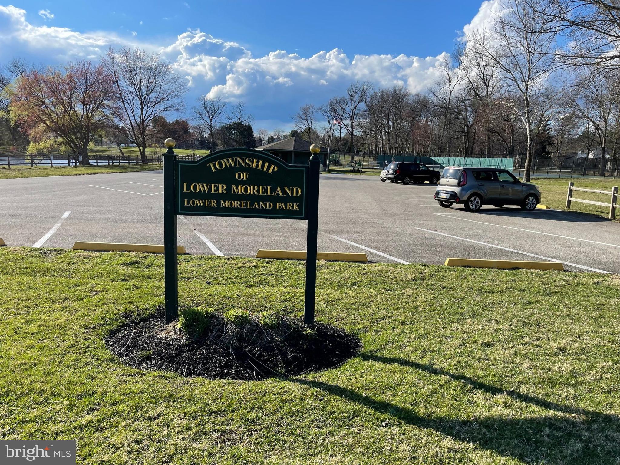 JUSTA FARMS - Residential