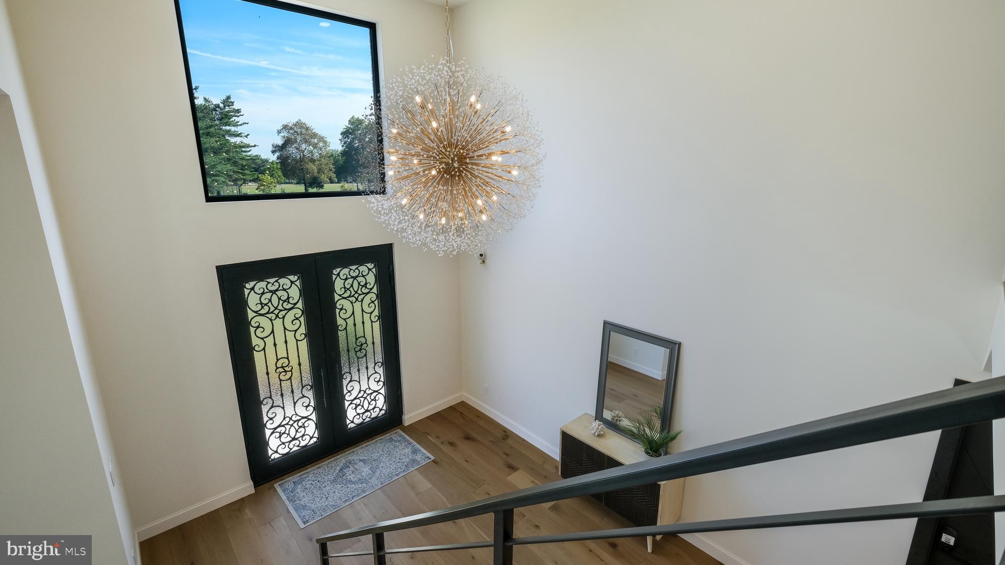 JUSTA FARMS - Residential