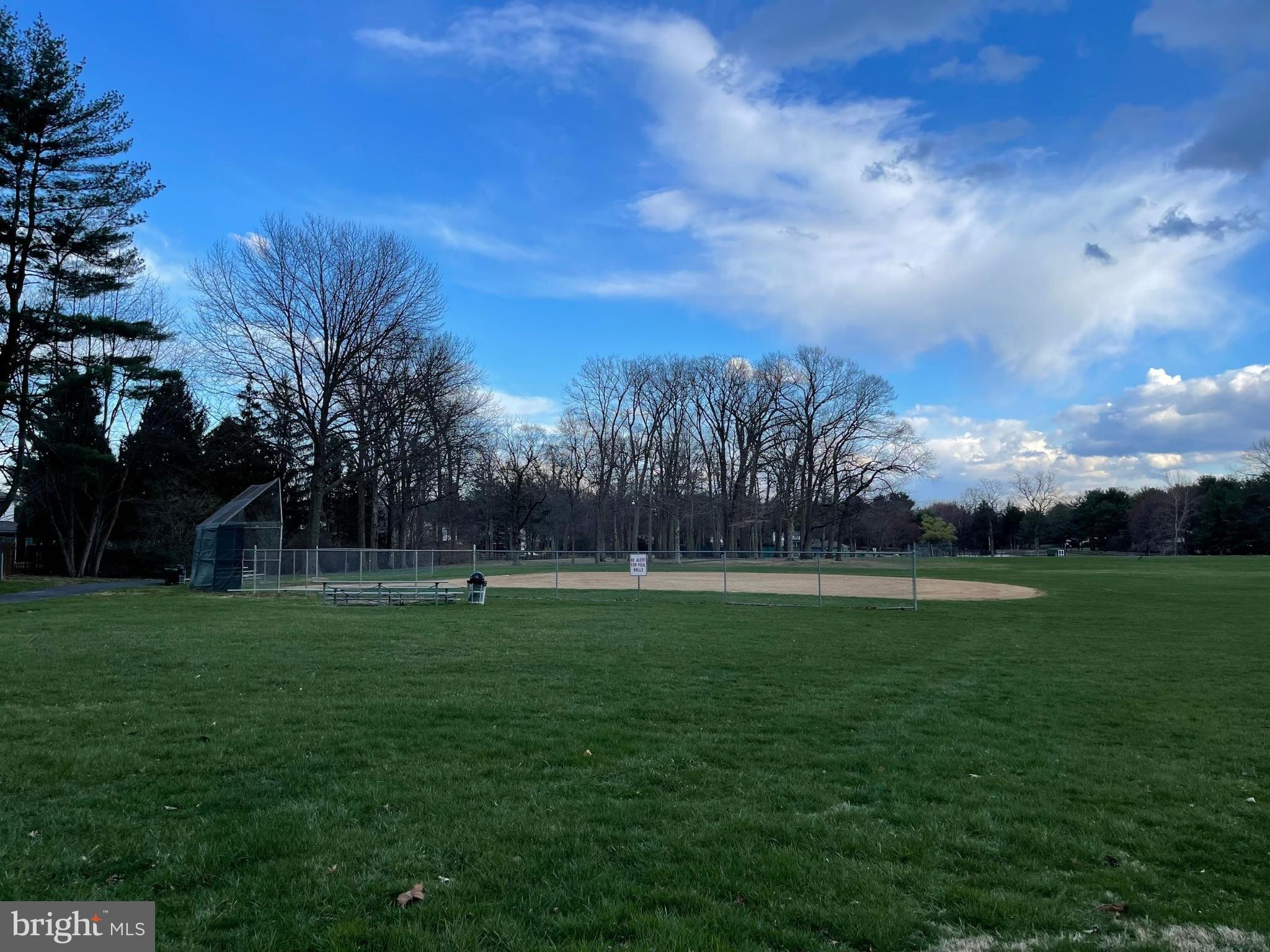 JUSTA FARMS - Residential