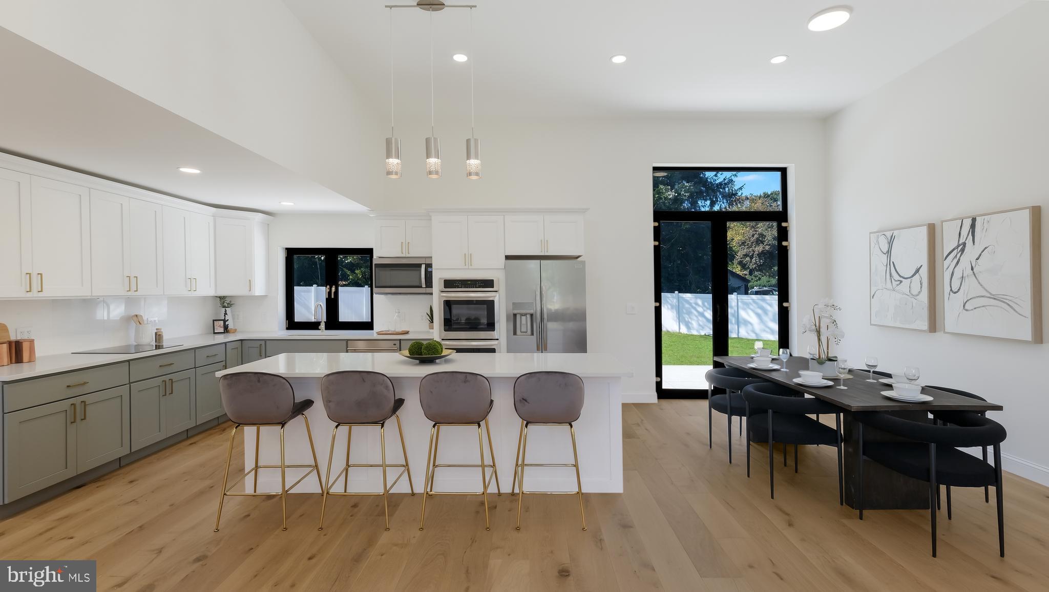 JUSTA FARMS - Residential