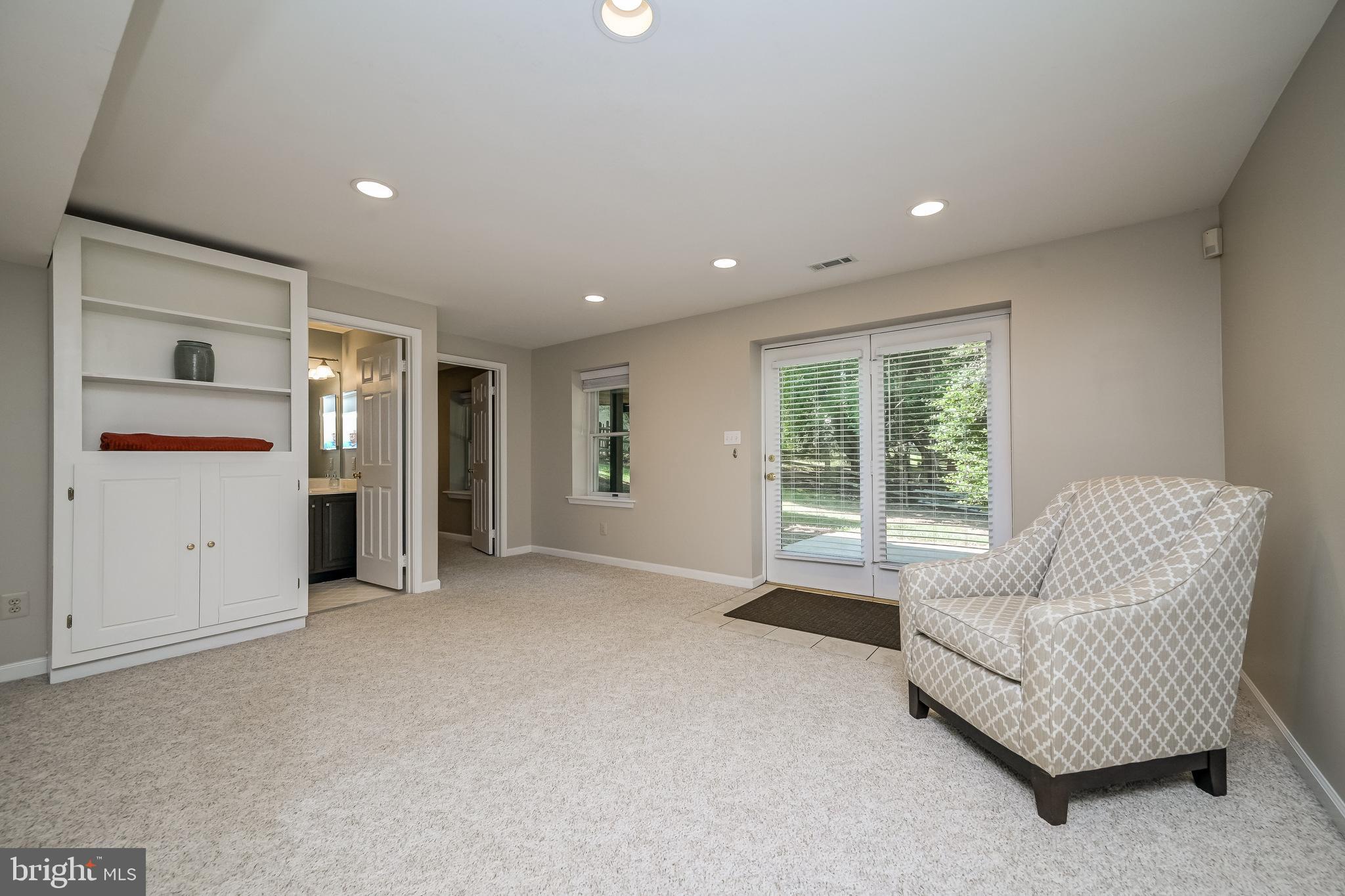 ASHFORD - Residential