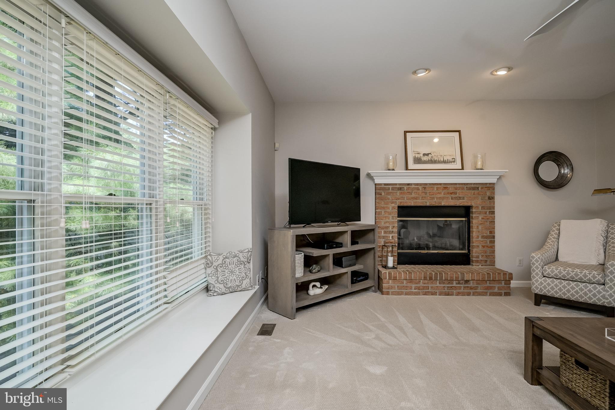 ASHFORD - Residential