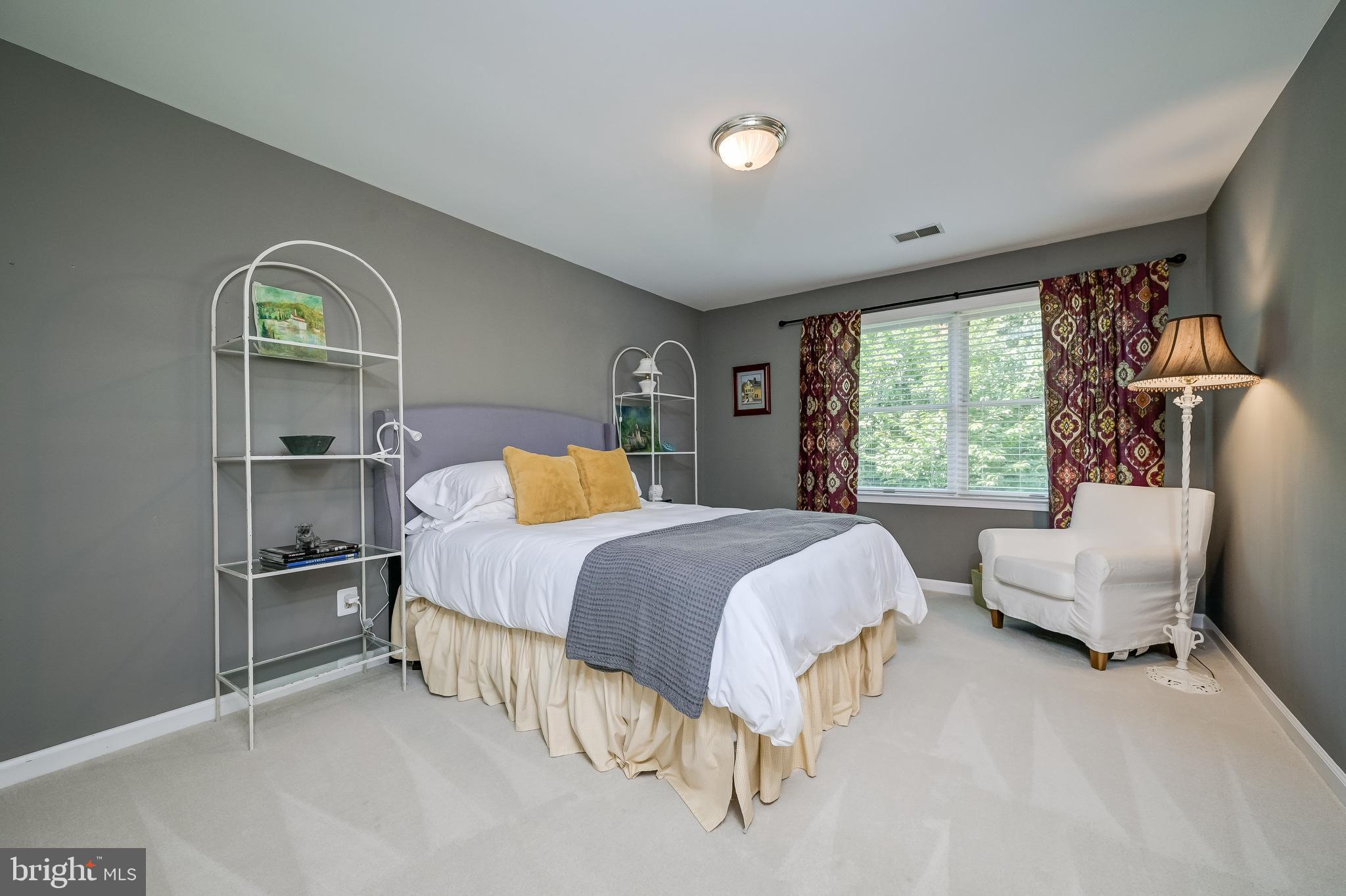 ASHFORD - Residential