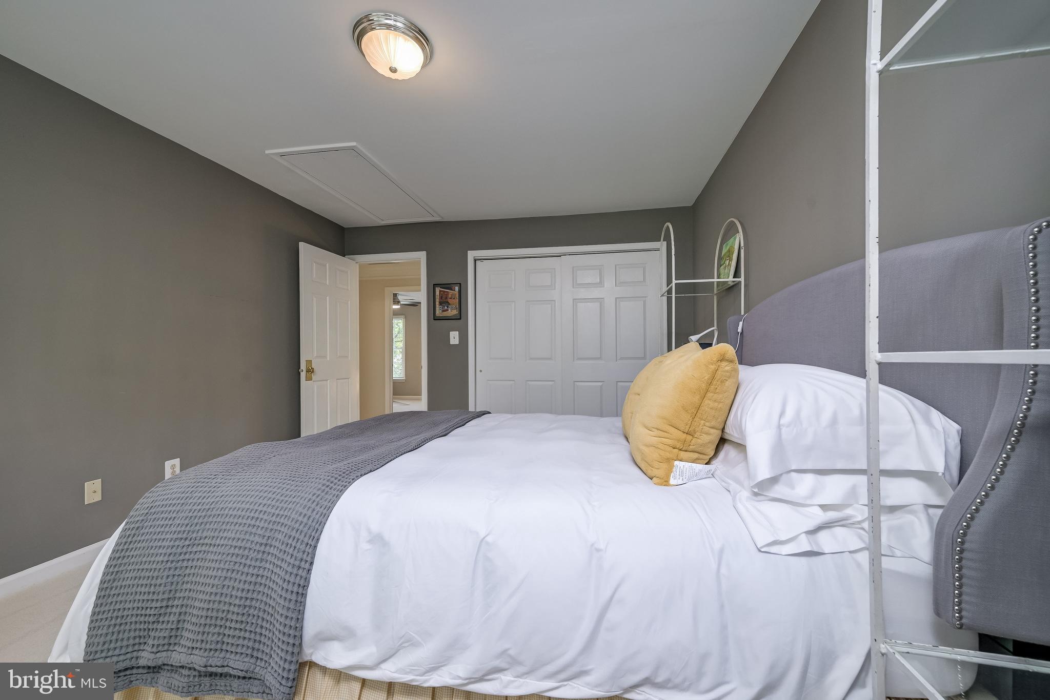 ASHFORD - Residential