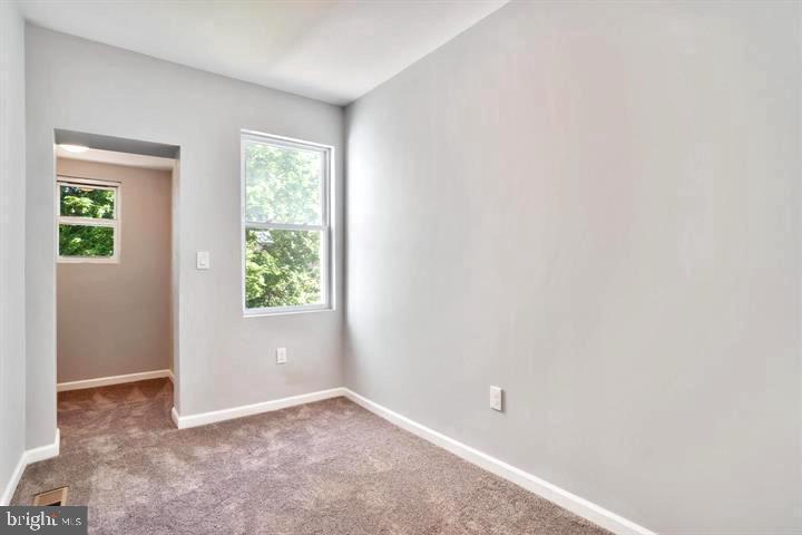 WEST ARLINGTON - Residential